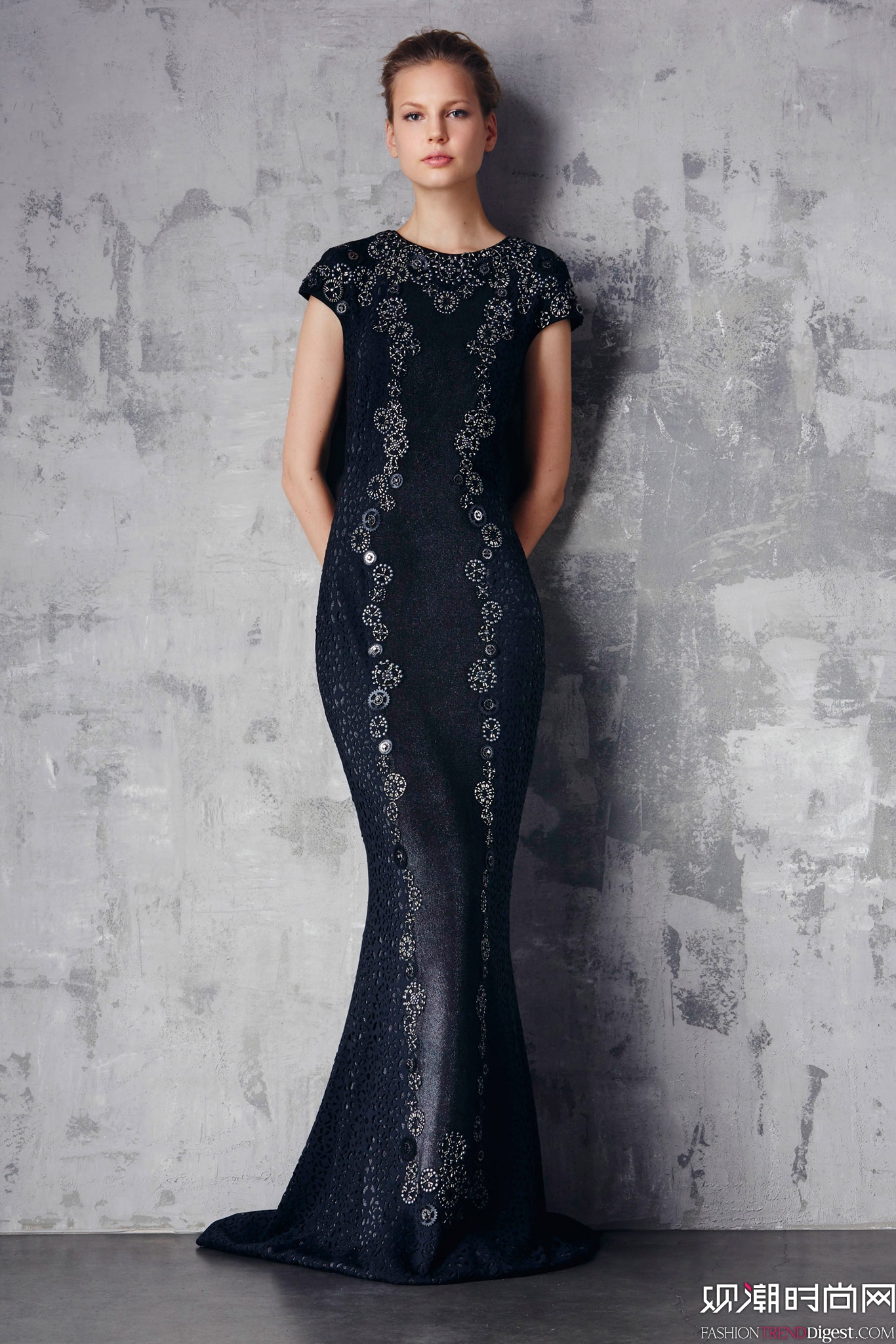 Tadashi Shoji 2015ϵиDƬ