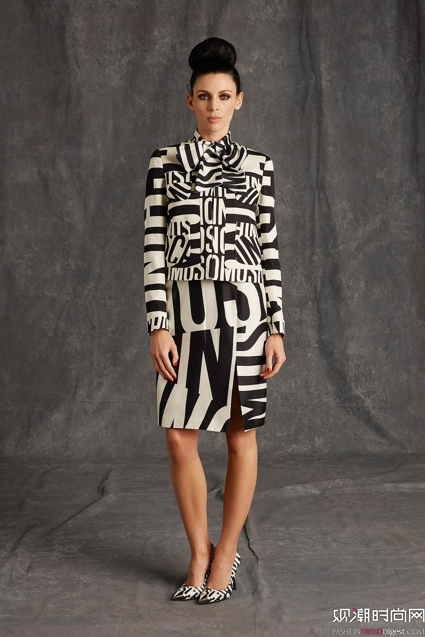 Moschino 2015ϵиDƬ