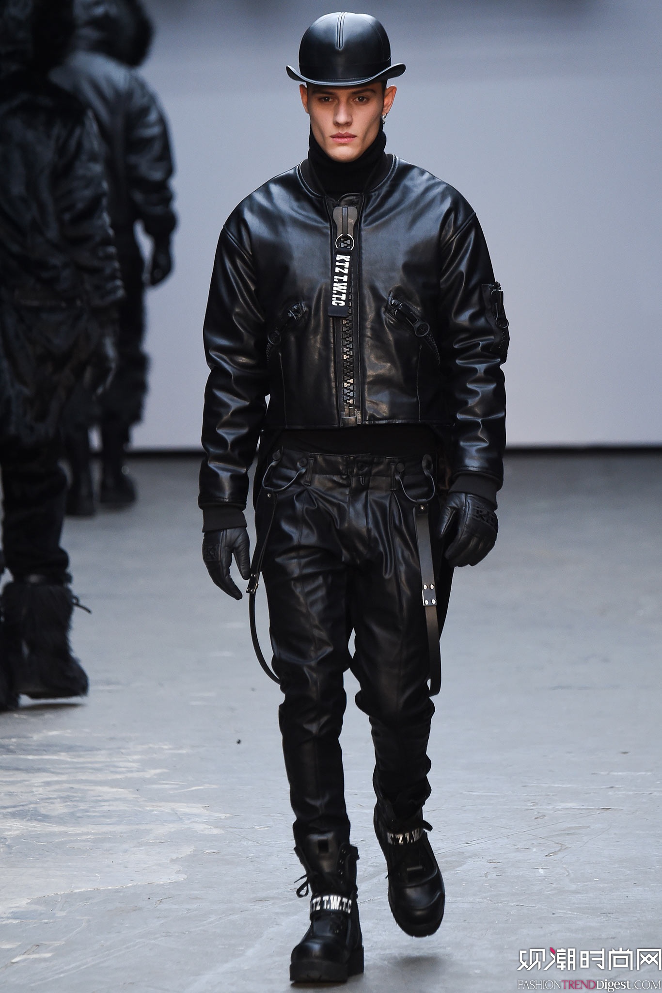 KTZ 2015ﶬװϵ㳡ͼƬ