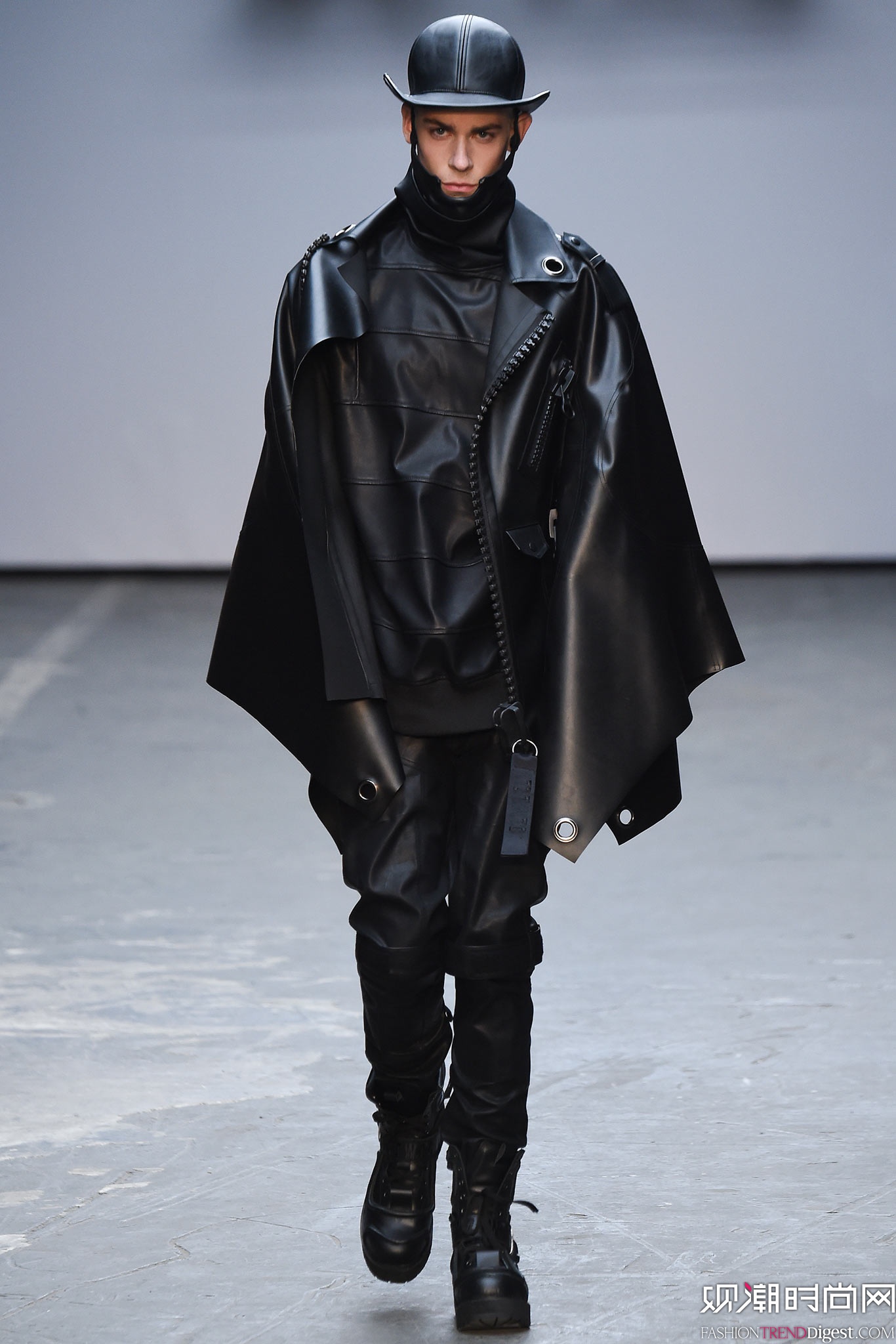 KTZ 2015ﶬbϵDƬ