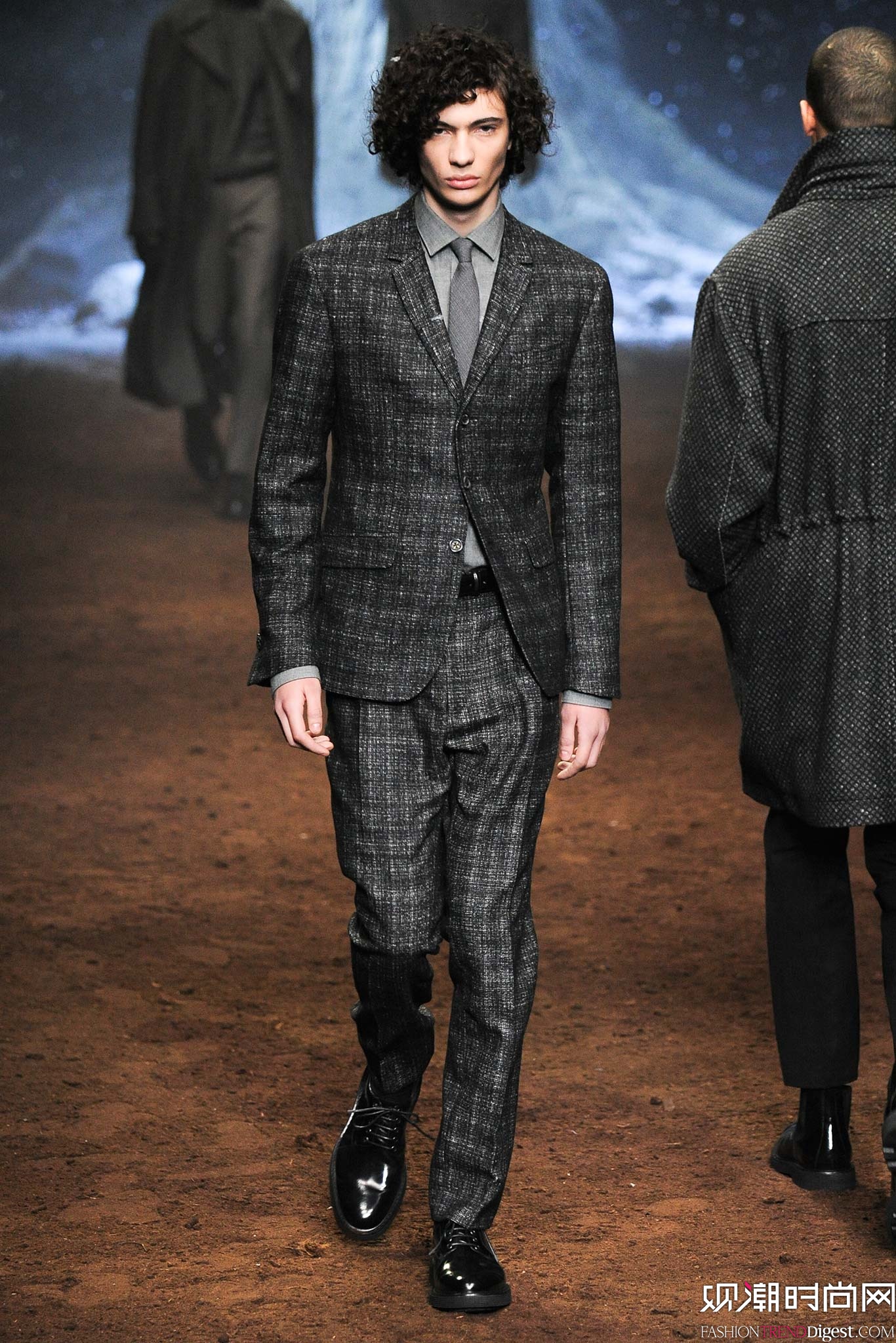 Corneliani 2015ﶬbϵDƬ