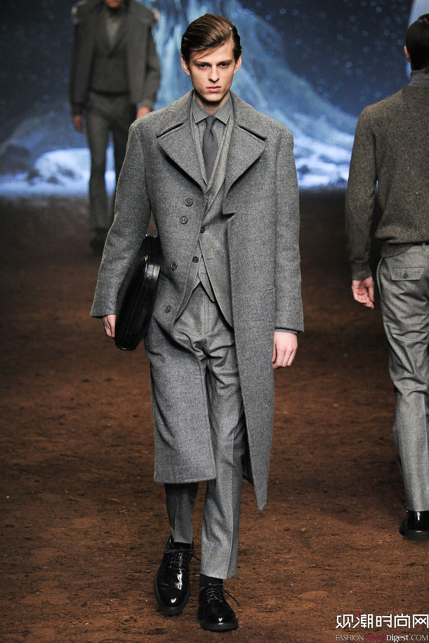 Corneliani 2015ﶬװϵ㳡ͼƬ