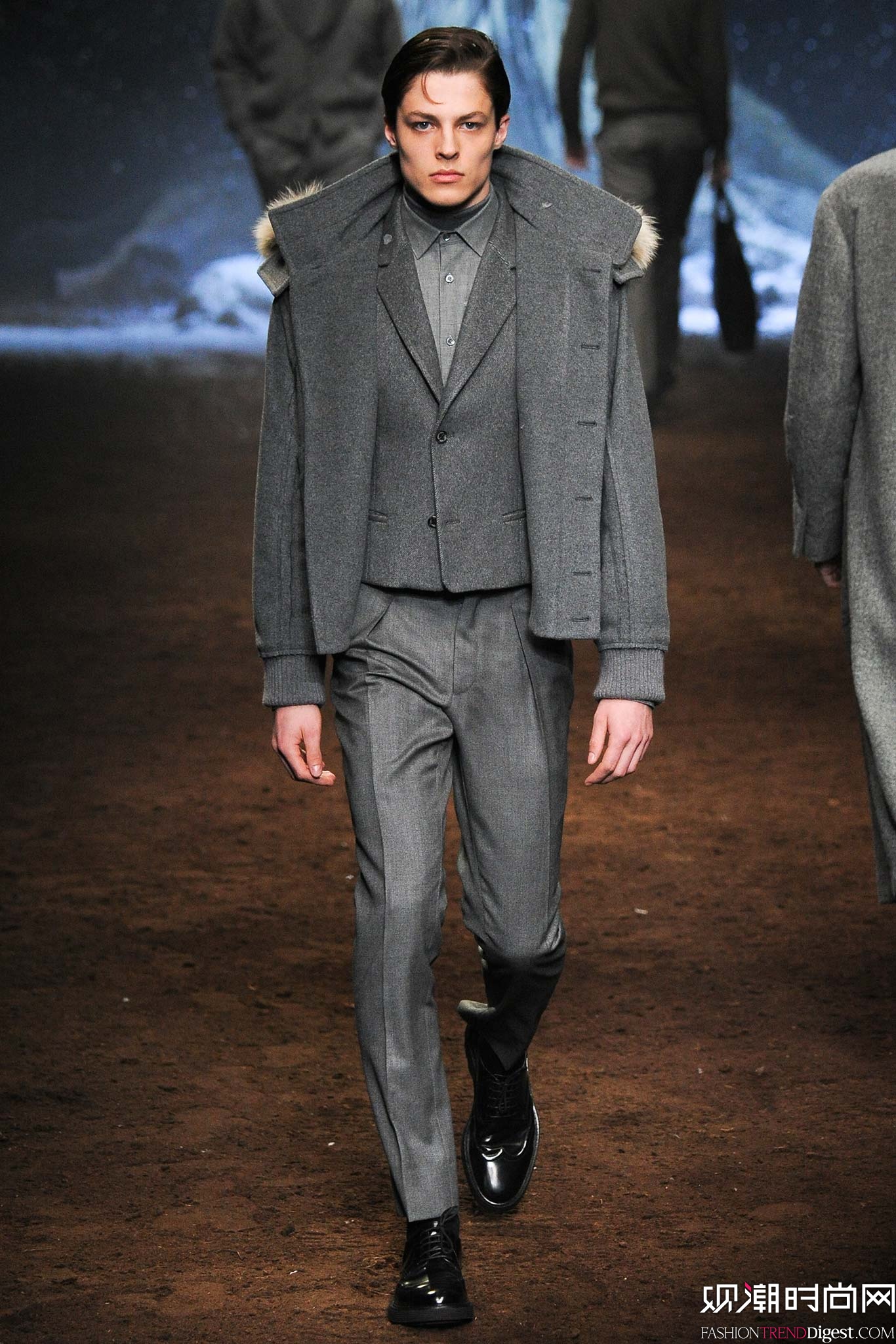 Corneliani 2015ﶬװϵ㳡ͼƬ