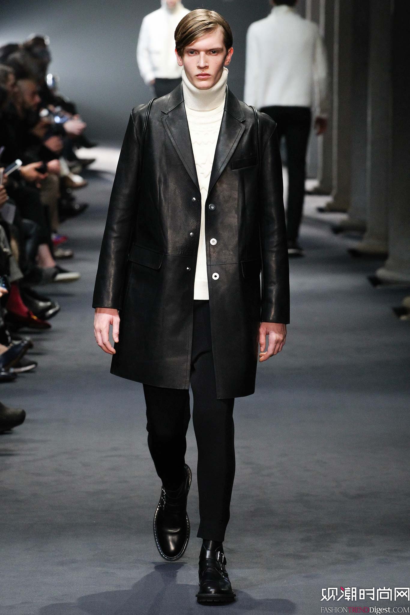 Neil Barrett 2015ﶬװϵ㳡ͼƬ