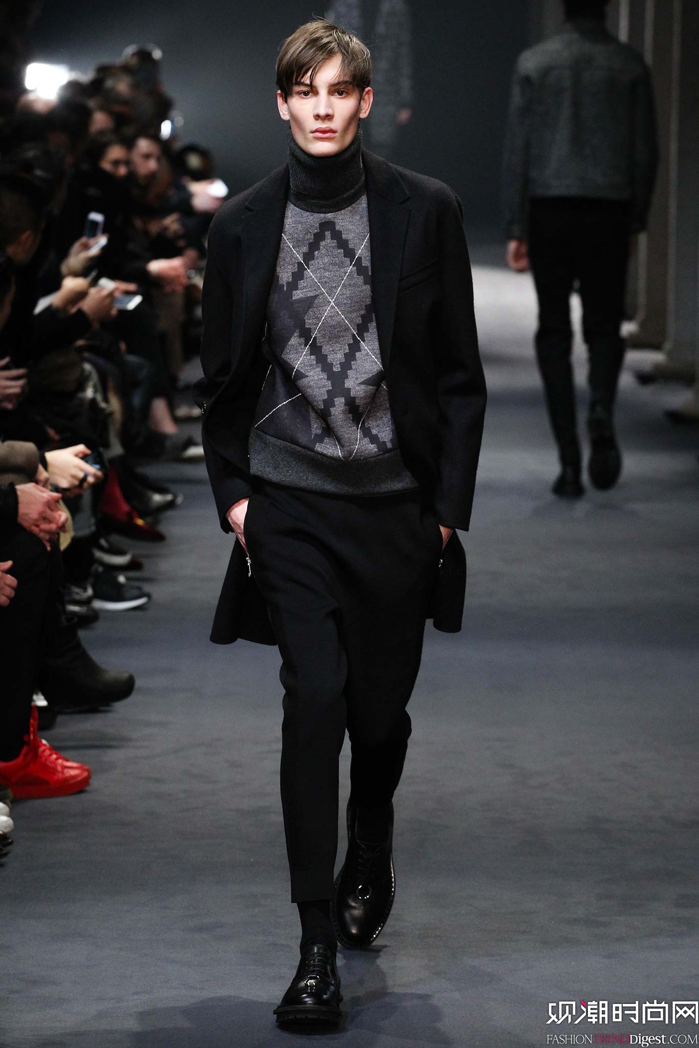 Neil Barrett 2015ﶬװϵ㳡ͼƬ