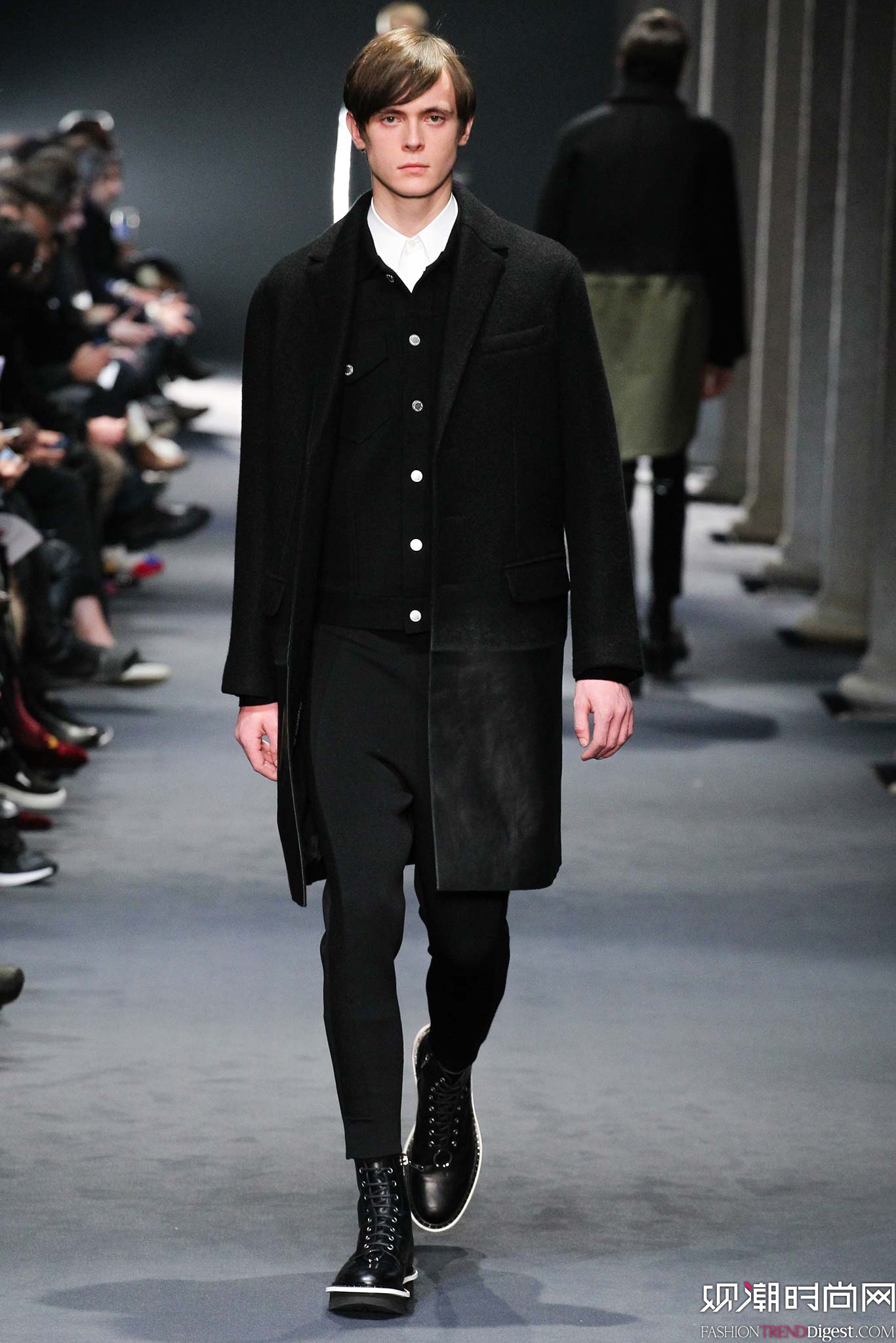 Neil Barrett 2015ﶬװϵ㳡ͼƬ