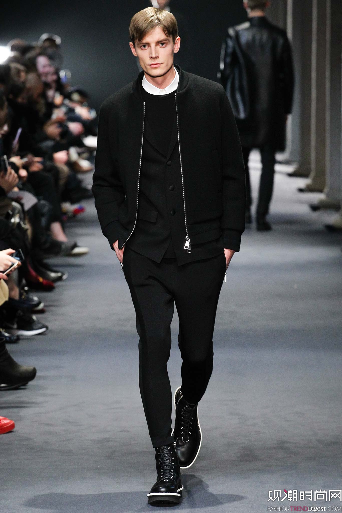 Neil Barrett 2015ﶬװϵ㳡ͼƬ