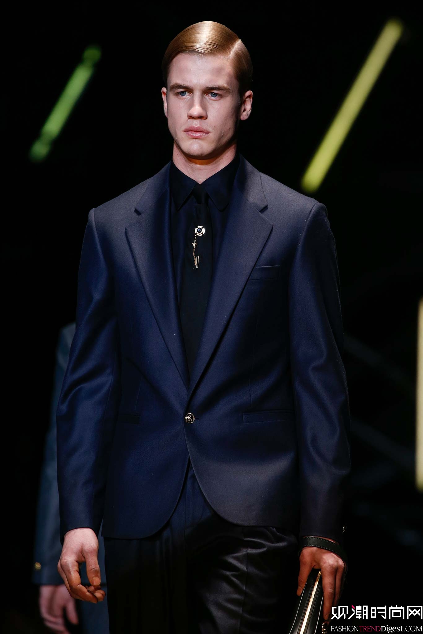 Versace 2015ﶬװϵ㳡ͼƬ