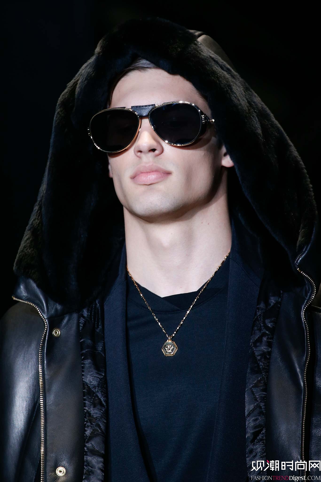 Versace 2015ﶬװϵ㳡ͼƬ