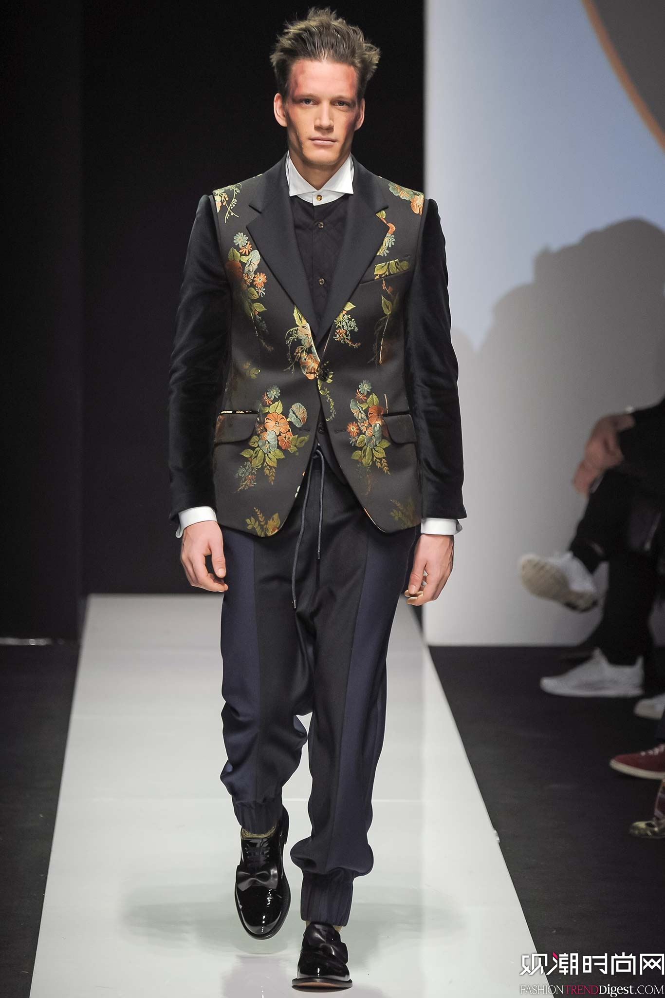 Vivienne Westwood 2015ﶬbϵDƬ