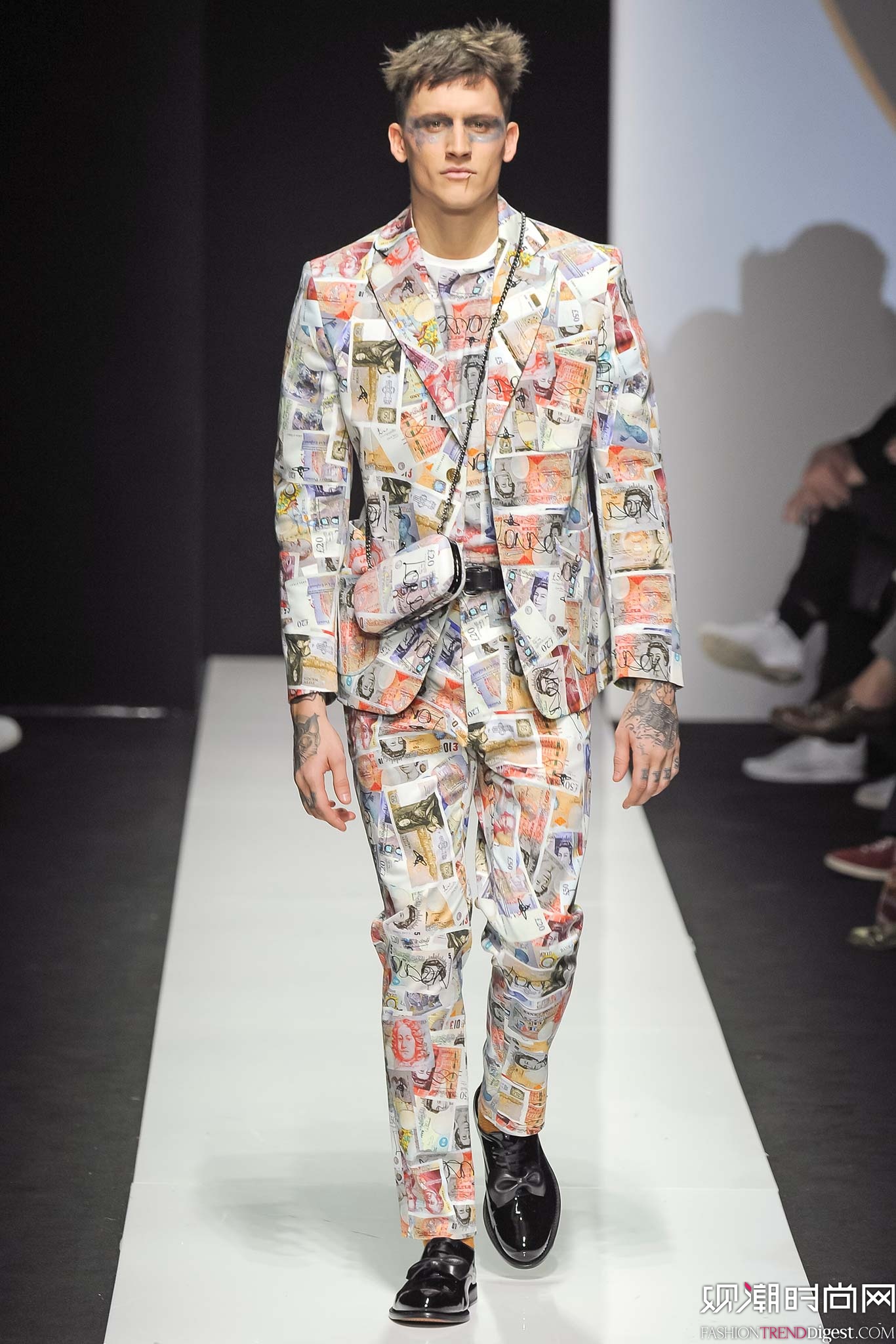 Vivienne Westwood 2015ﶬװϵ㳡ͼƬ