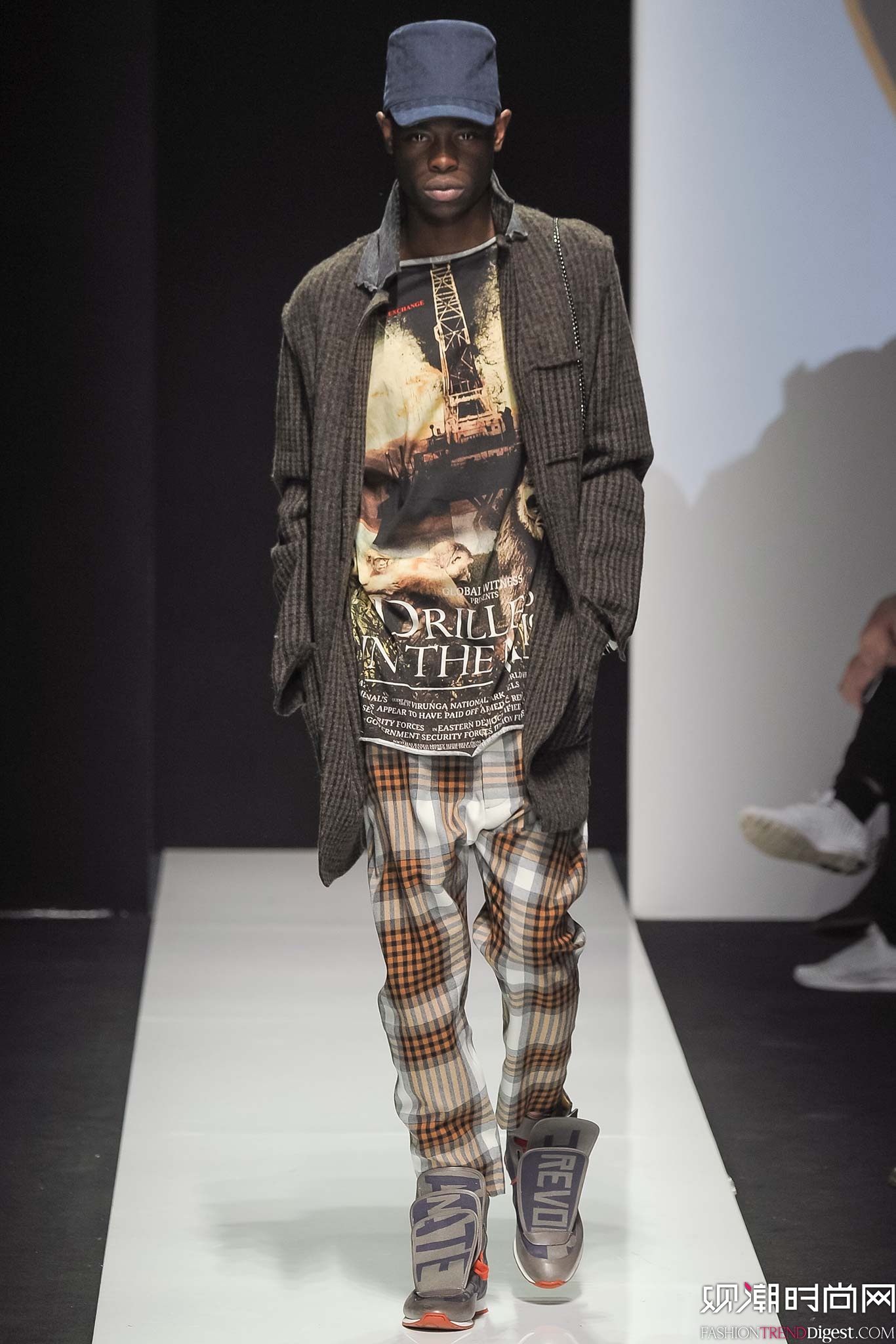 Vivienne Westwood 2015ﶬװϵ㳡ͼƬ