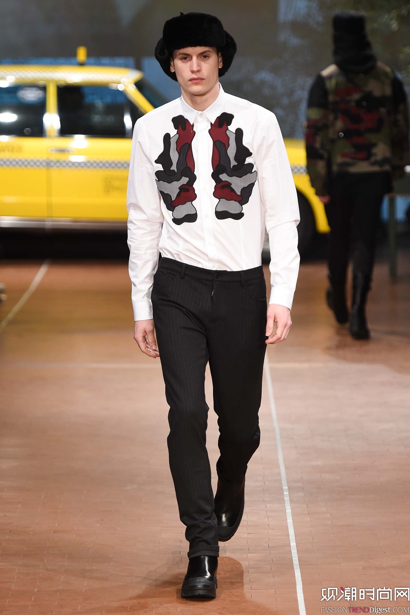 Antonio Marras 2015ﶬbϵDƬ