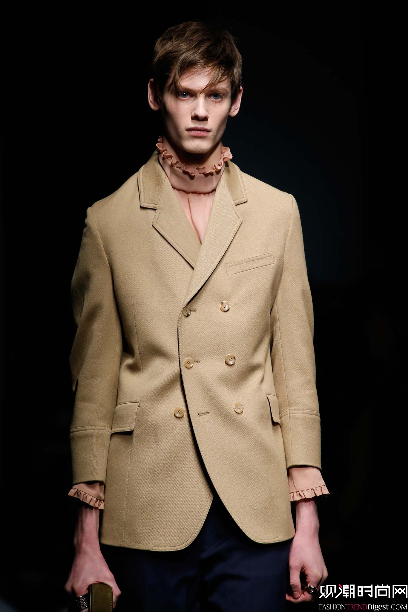 Gucci 2015�ﶬ��װϵ���㳡����ͼƬ