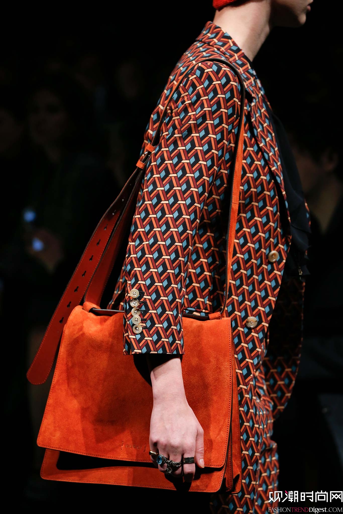 Gucci 2015�ﶬ��װϵ���㳡����ͼƬ