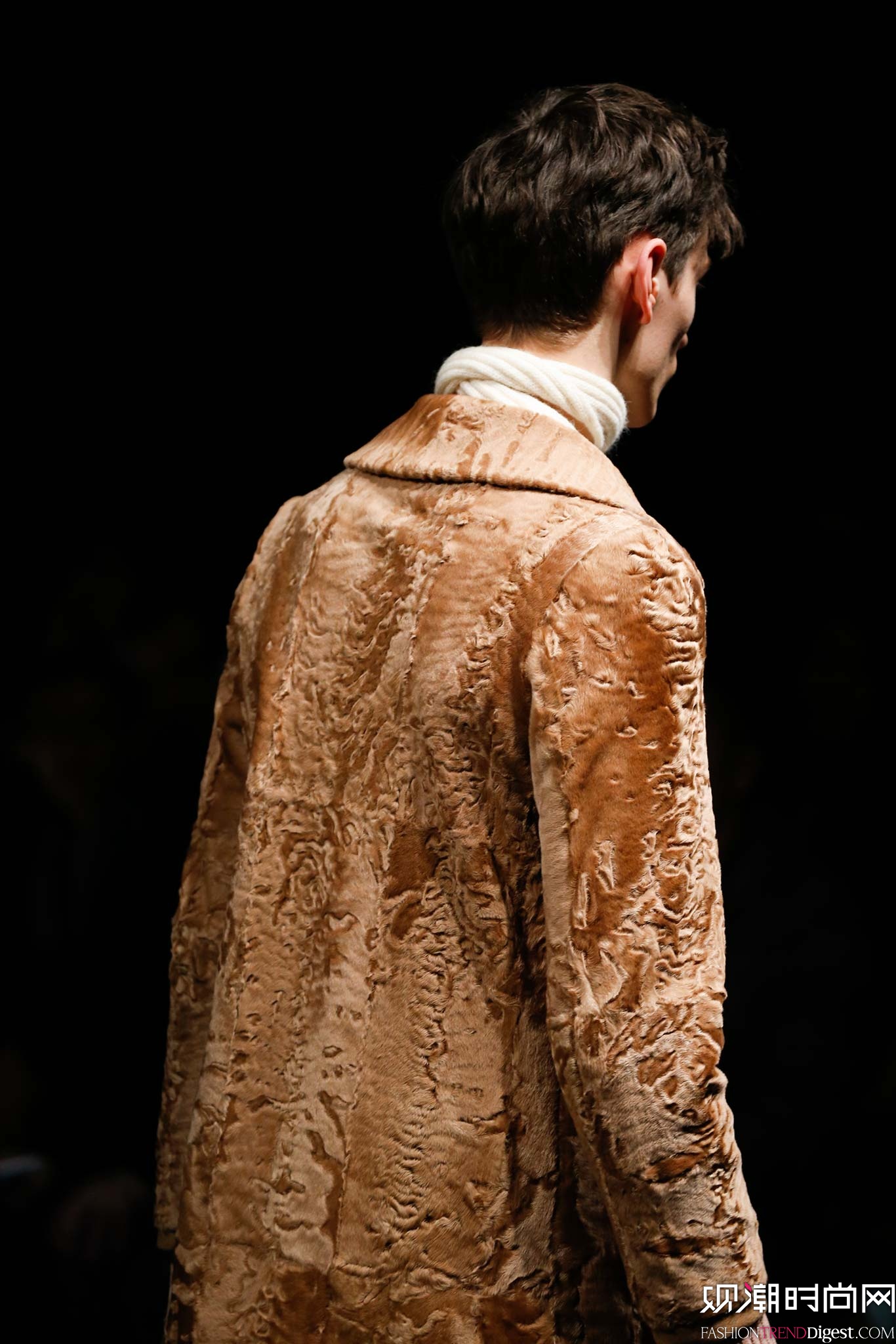 Gucci 2015�ﶬ��װϵ���㳡����ͼƬ