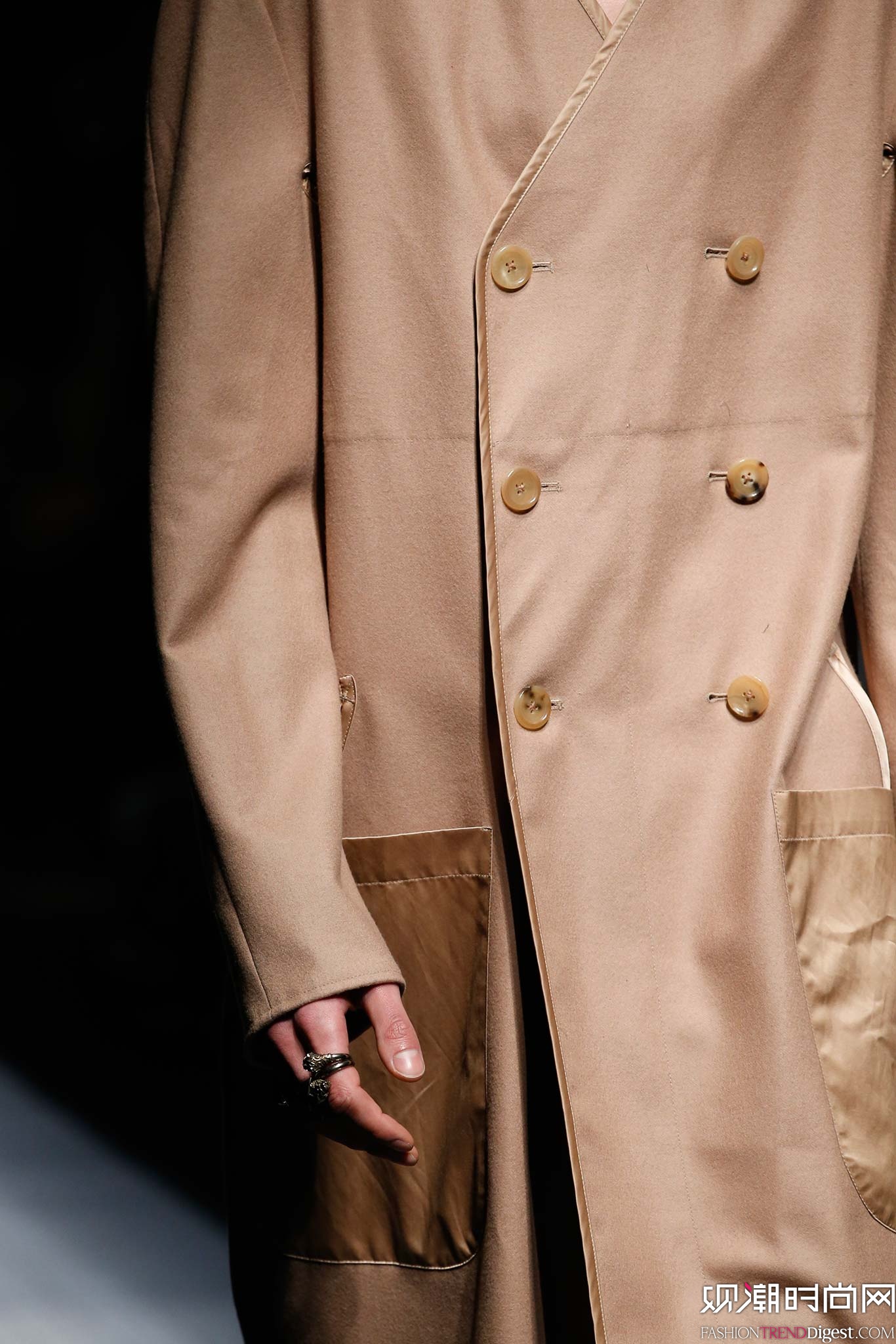 Gucci 2015�ﶬ��װϵ���㳡����ͼƬ