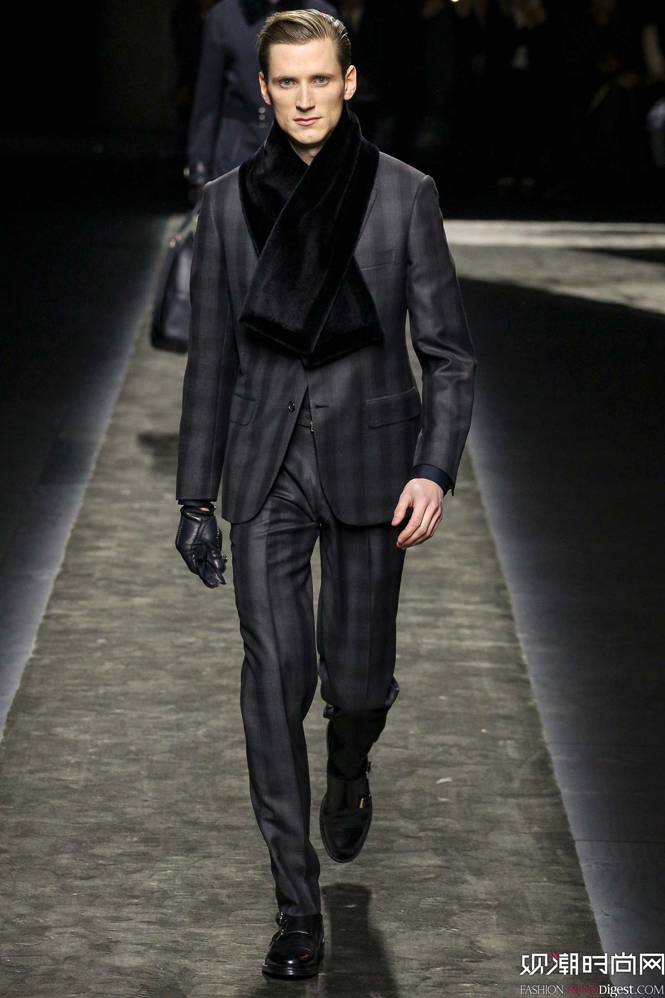 Brioni 2015ﶬbϵDƬ