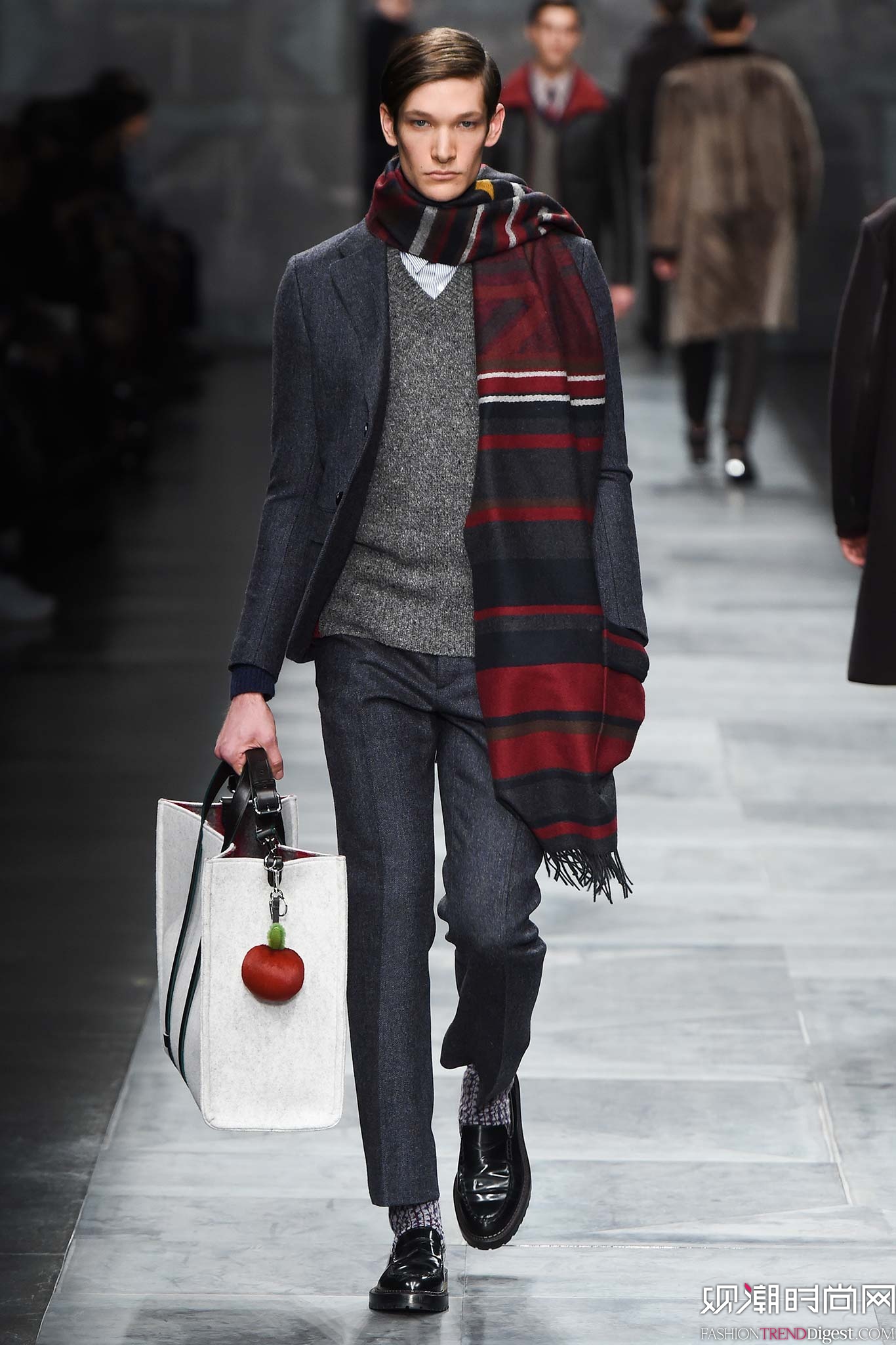 Fendi 2015ﶬװϵ㳡ͼƬ