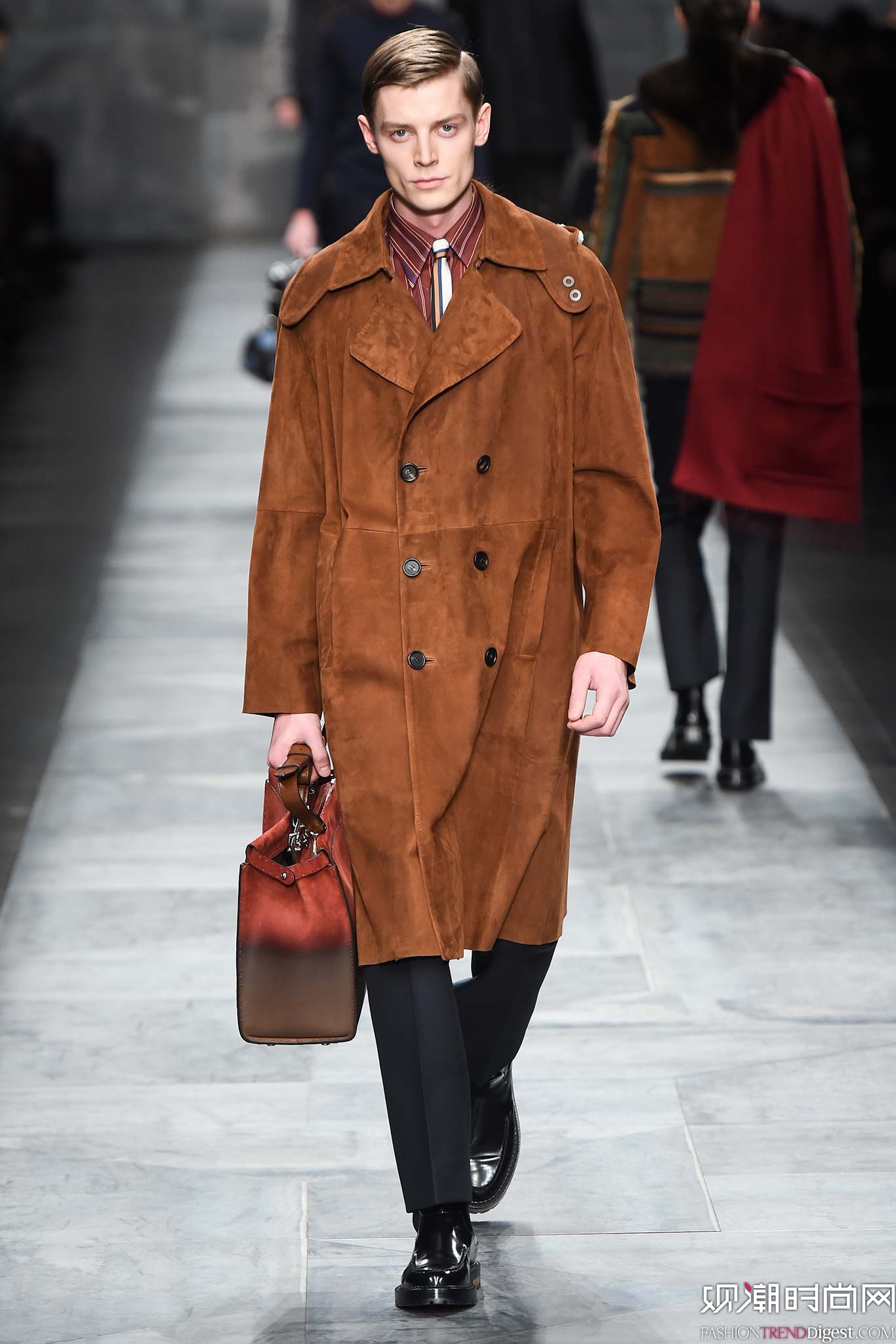 Fendi 2015ﶬװϵ㳡ͼƬ