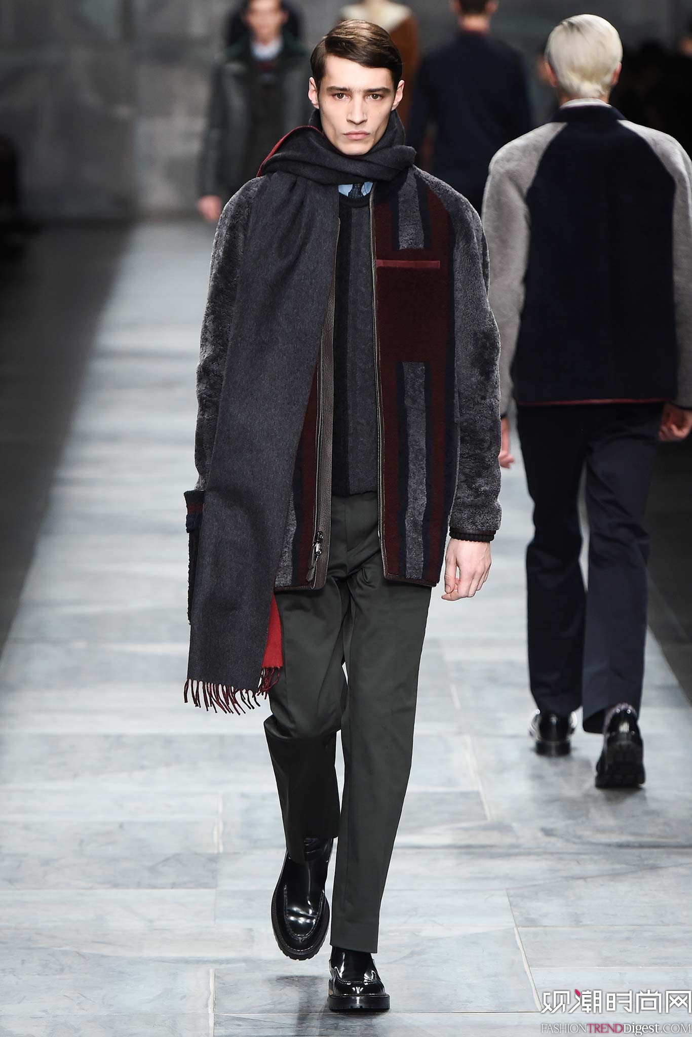 Fendi 2015ﶬװϵ㳡ͼƬ