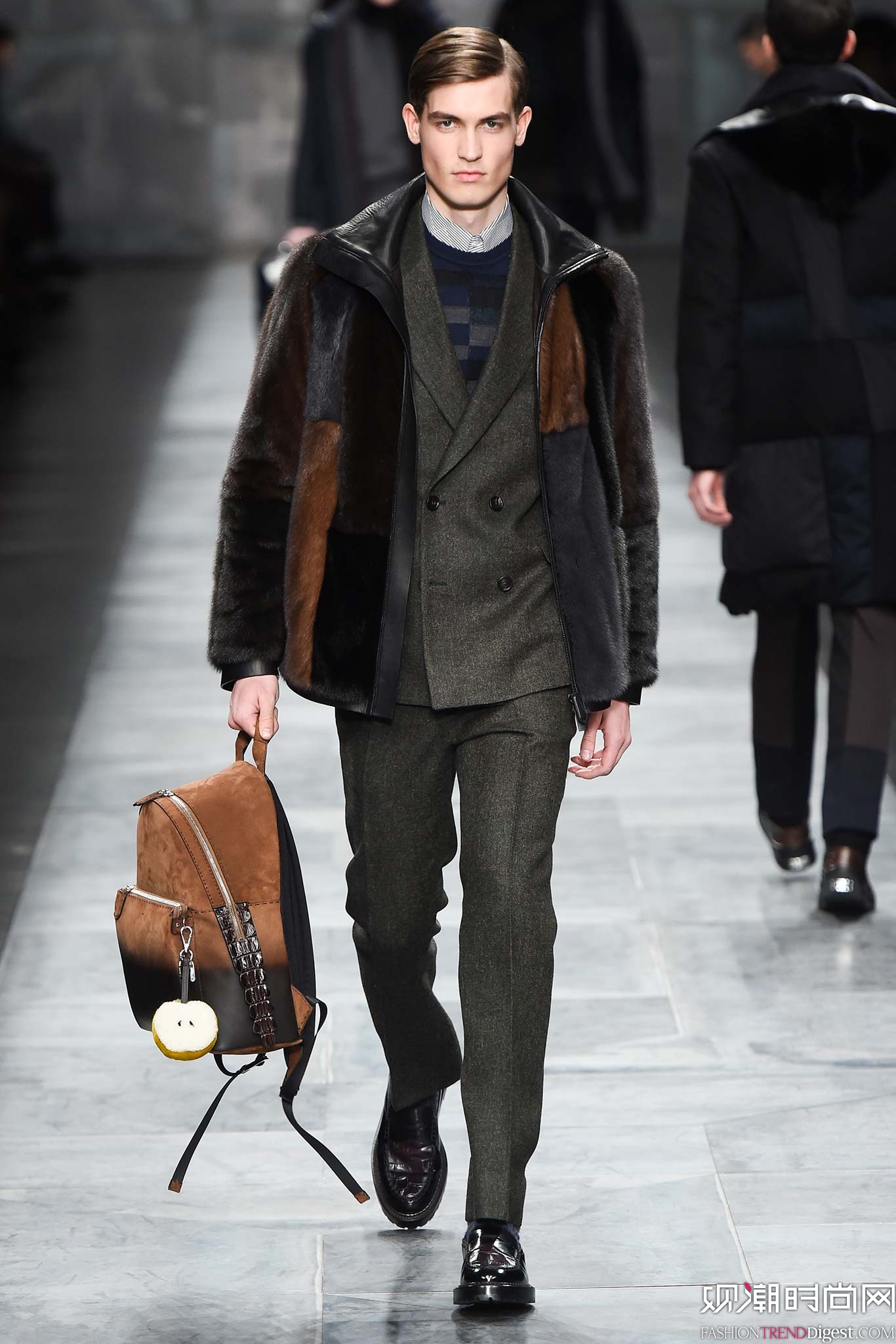 Fendi 2015ﶬװϵ㳡ͼƬ