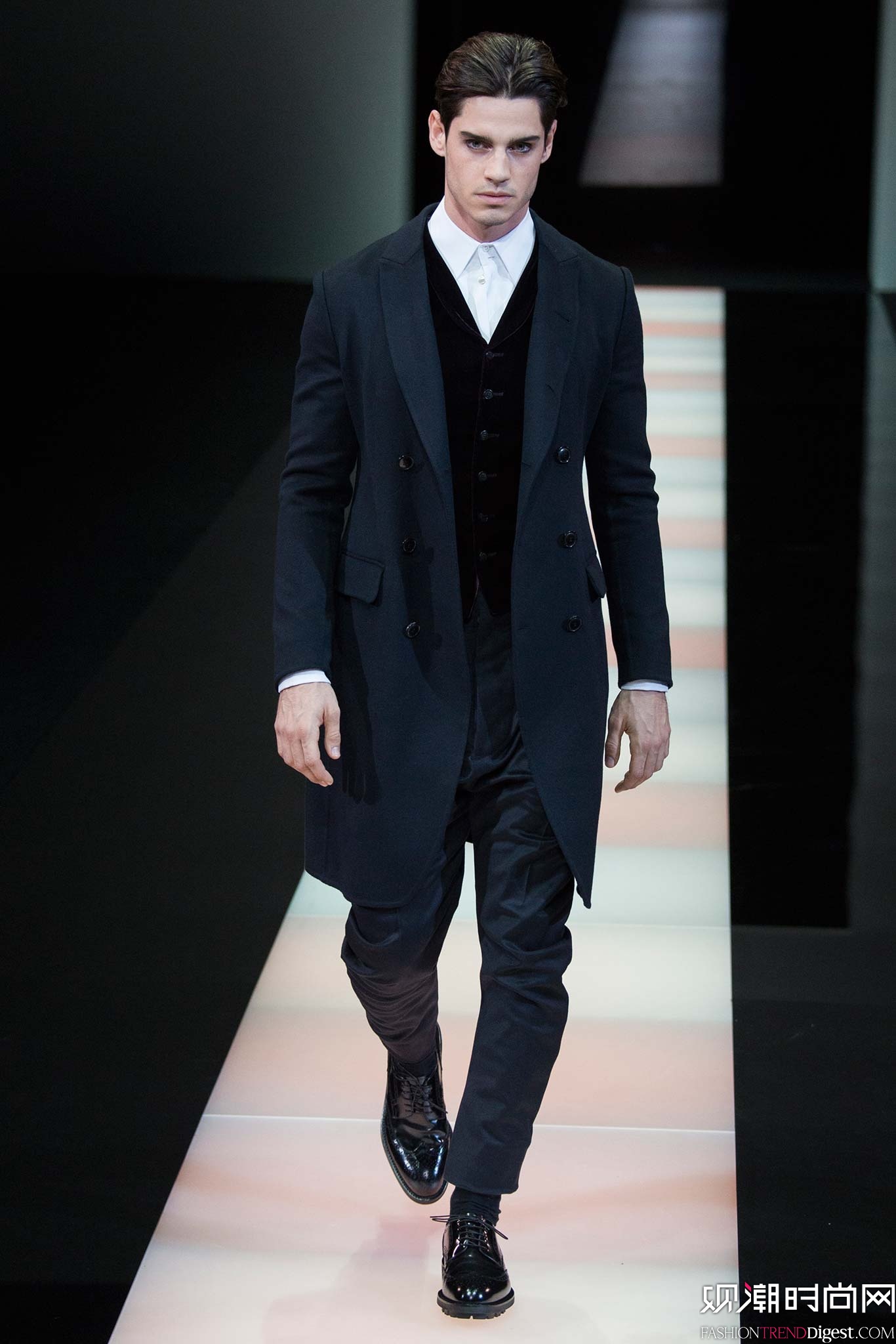 Giorgio Armani 2015ﶬװϵ㳡ͼƬ