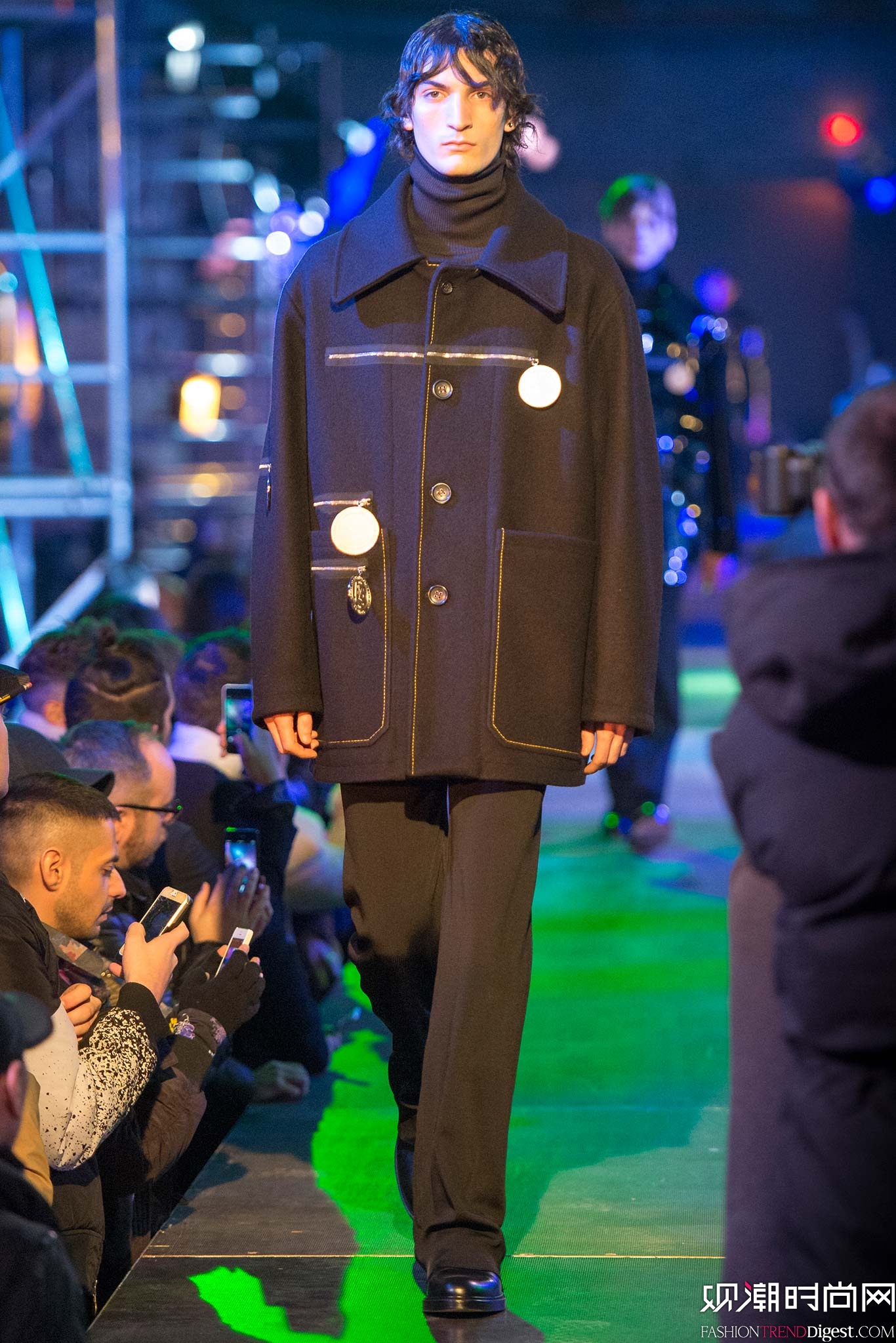 Raf Simons 2015ﶬװϵ㳡ͼƬ