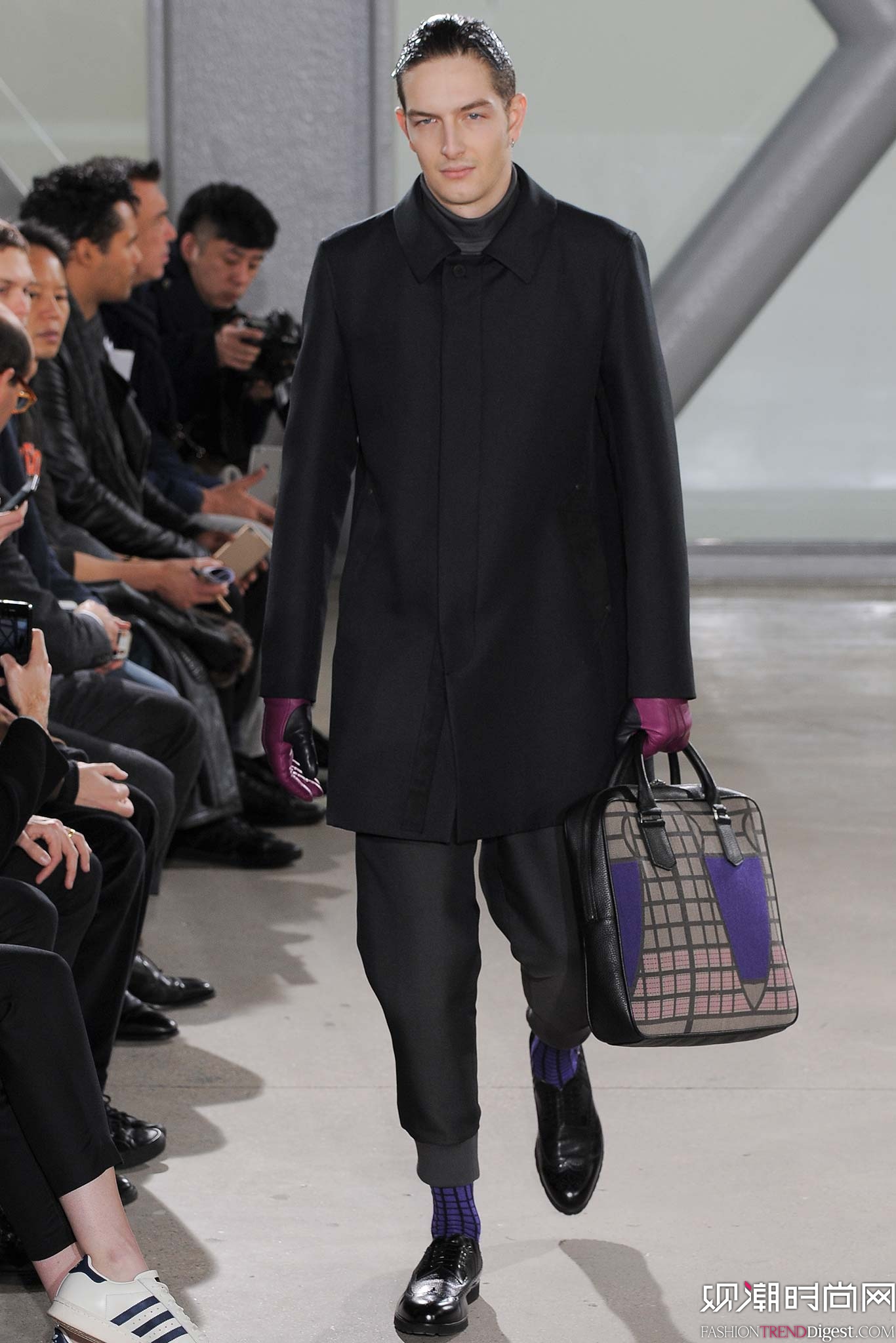 Issey Miyake 2015ﶬװϵиͼƬ