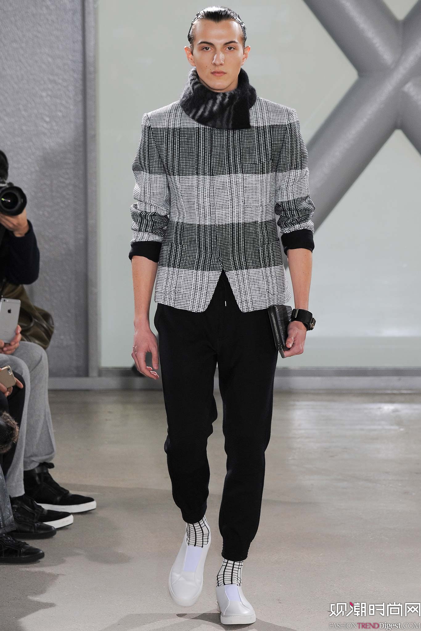 Issey Miyake 2015ﶬװϵиͼƬ