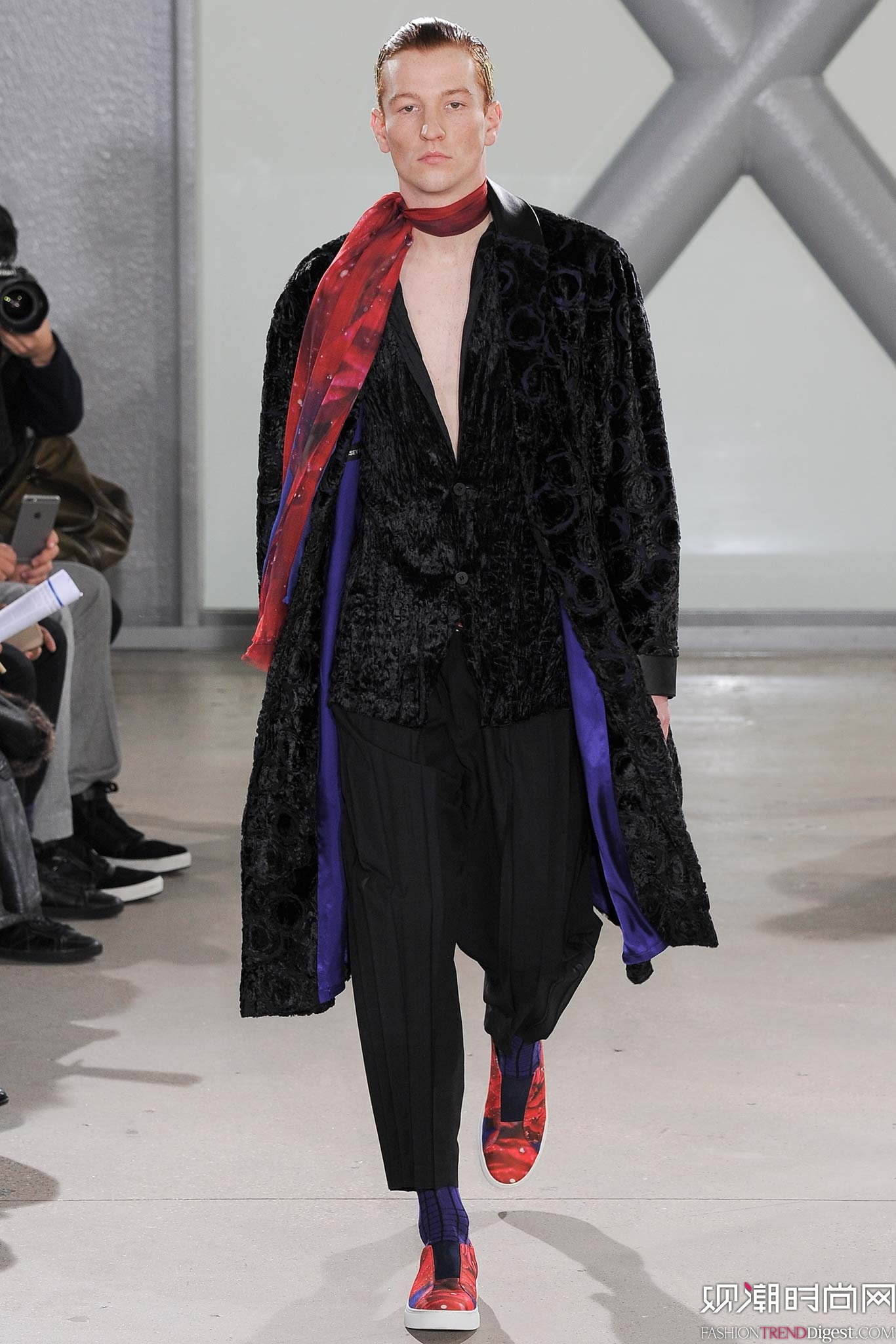 Issey Miyake 2015ﶬװϵиͼƬ