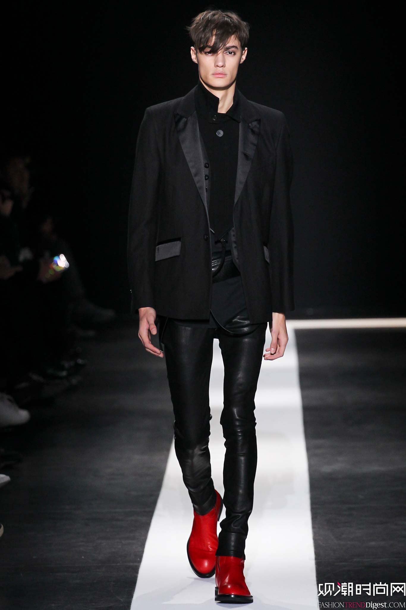 Ann Demeulemeester 2015ﶬװϵ㳡ͼƬ