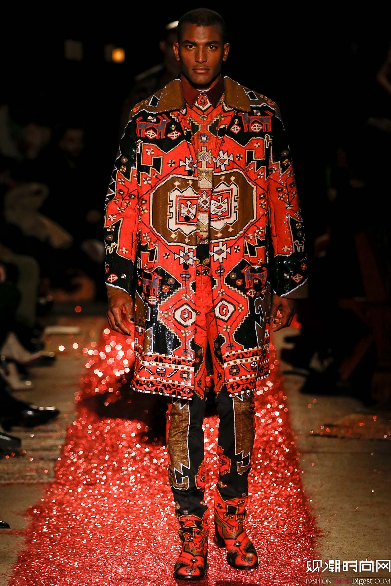 Givenchy 2015ﶬװϵ㳡ͼƬ