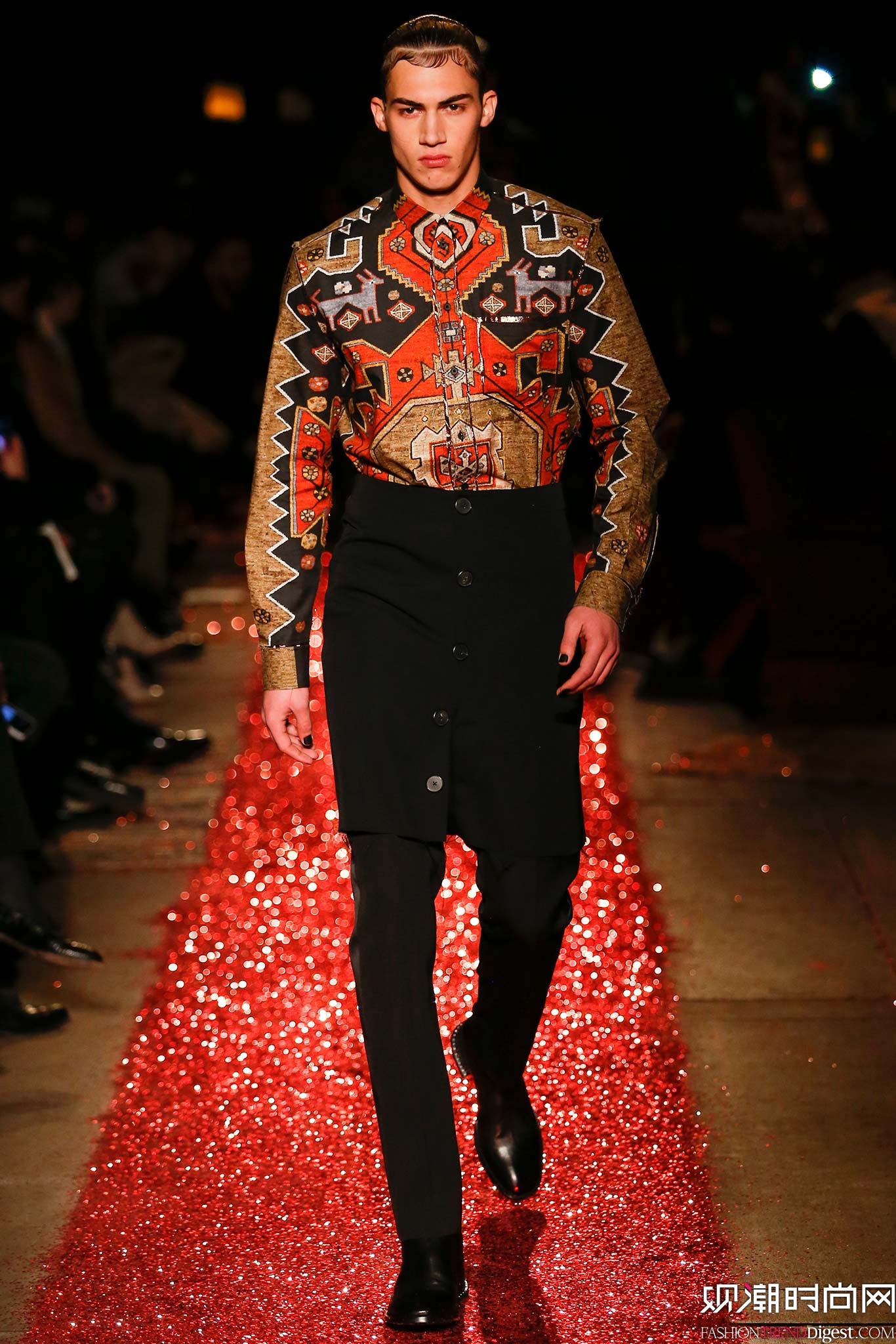 Givenchy 2015ﶬװϵ㳡ͼƬ