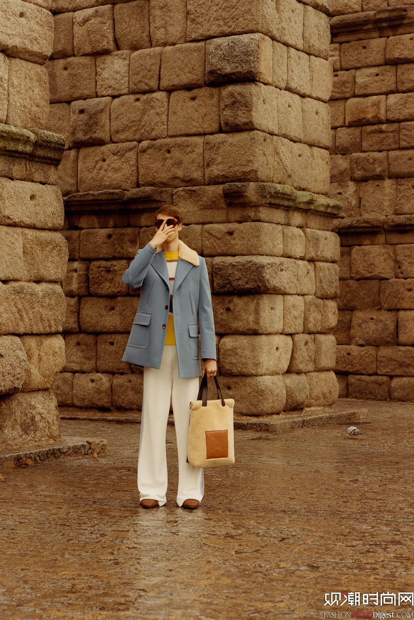 Loewe 2015ﶬbϵDƬ