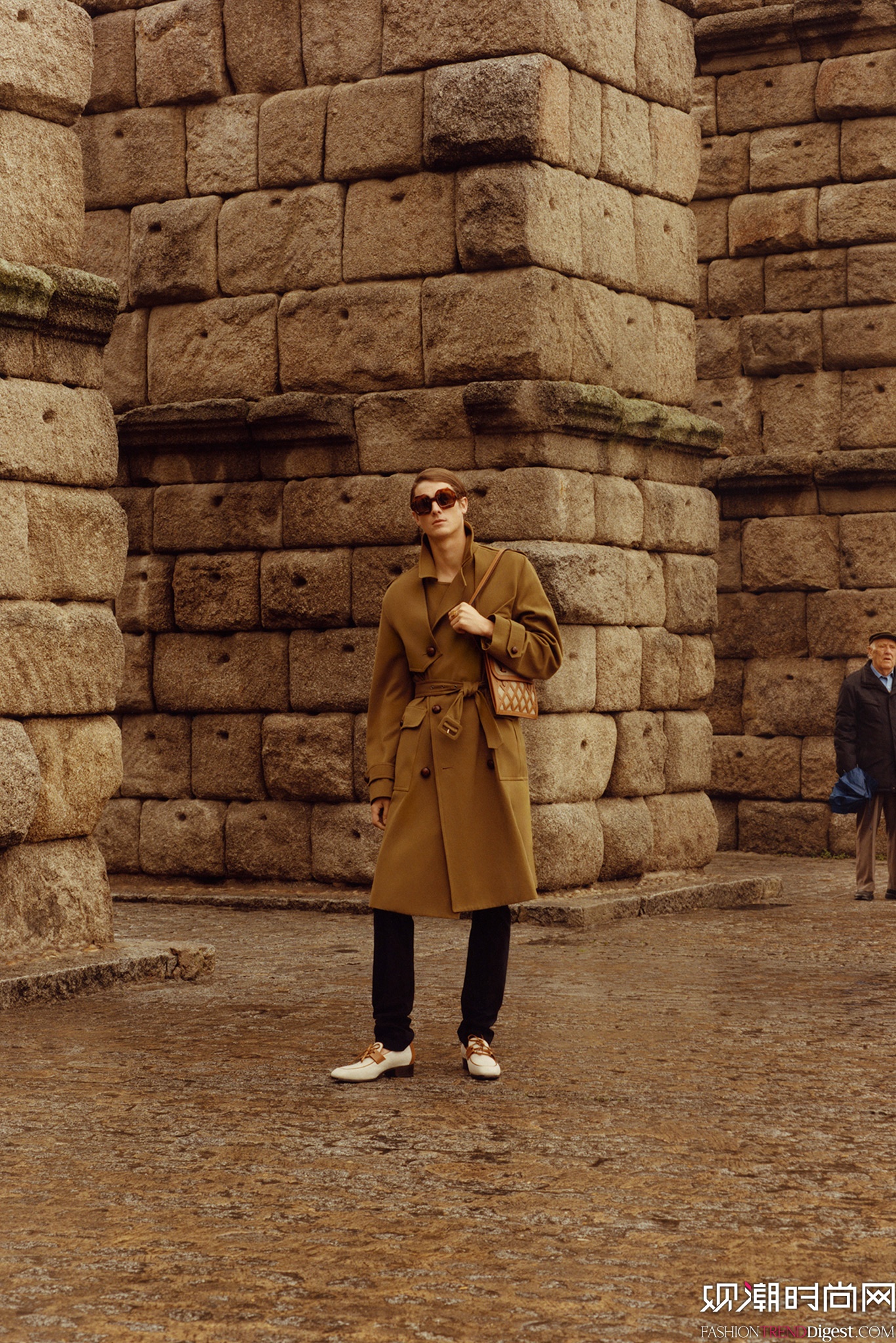 Loewe 2015ﶬbϵDƬ