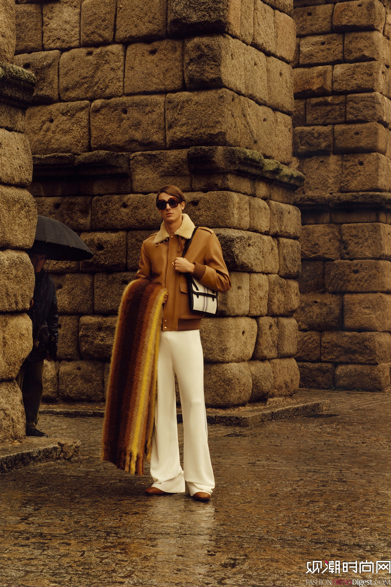 Loewe 2015ﶬbϵDƬ