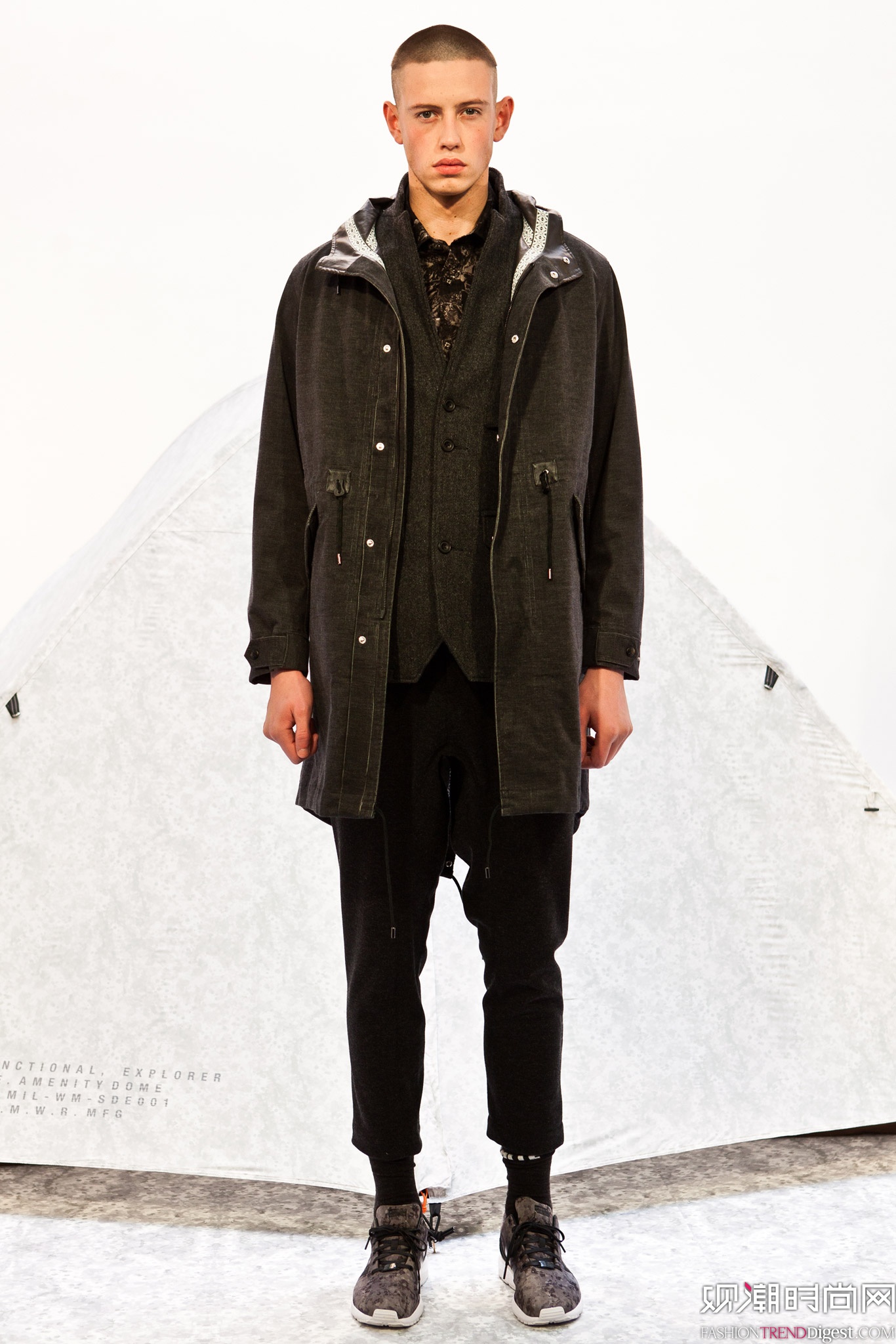 White Mountaineering 2015ﶬװϵ㳡ͼƬ