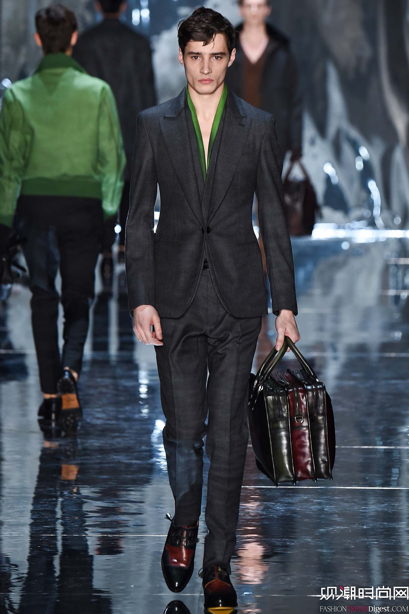 Berluti 2015ﶬbϵDƬ
