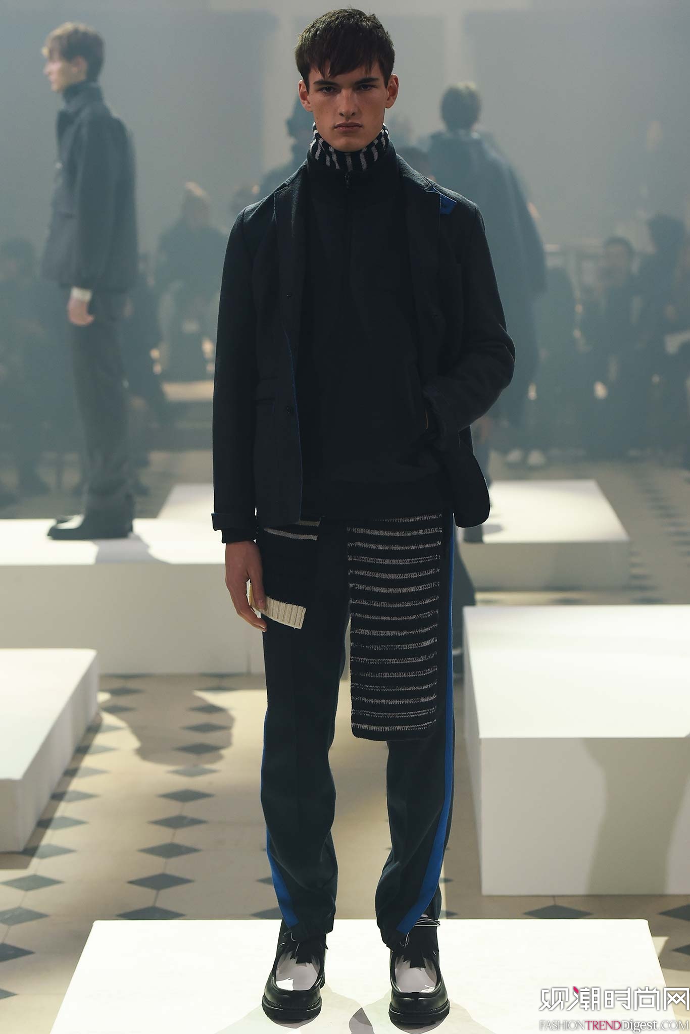 Sacai 2015ﶬװϵ㳡ͼƬ