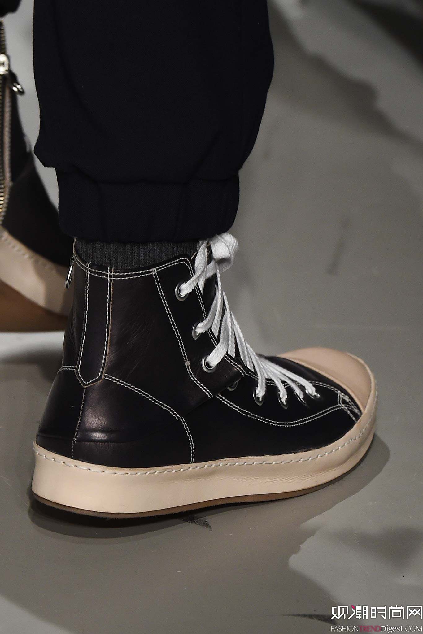 Miharayasuhiro 2015�ﶬ��װϵ���㳡����ͼƬ