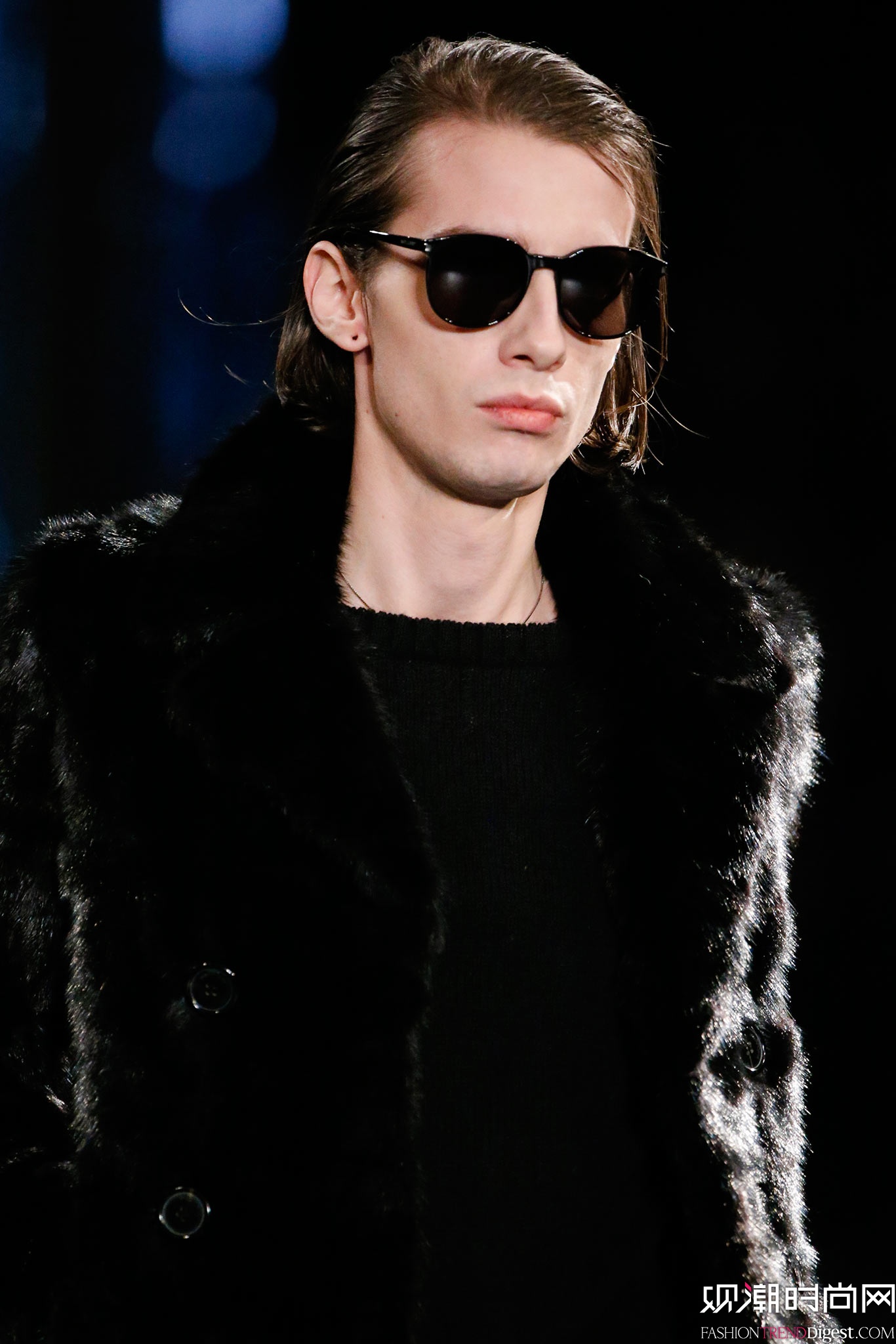 Saint Laurent 2015�ﶬ��װϵ���㳡����ͼƬ