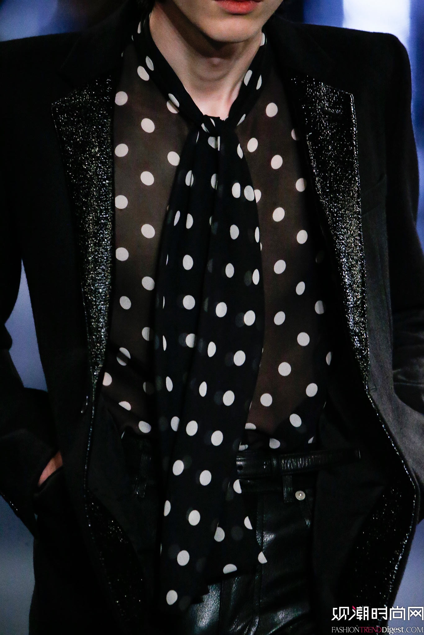 Saint Laurent 2015�ﶬ��װϵ���㳡����ͼƬ