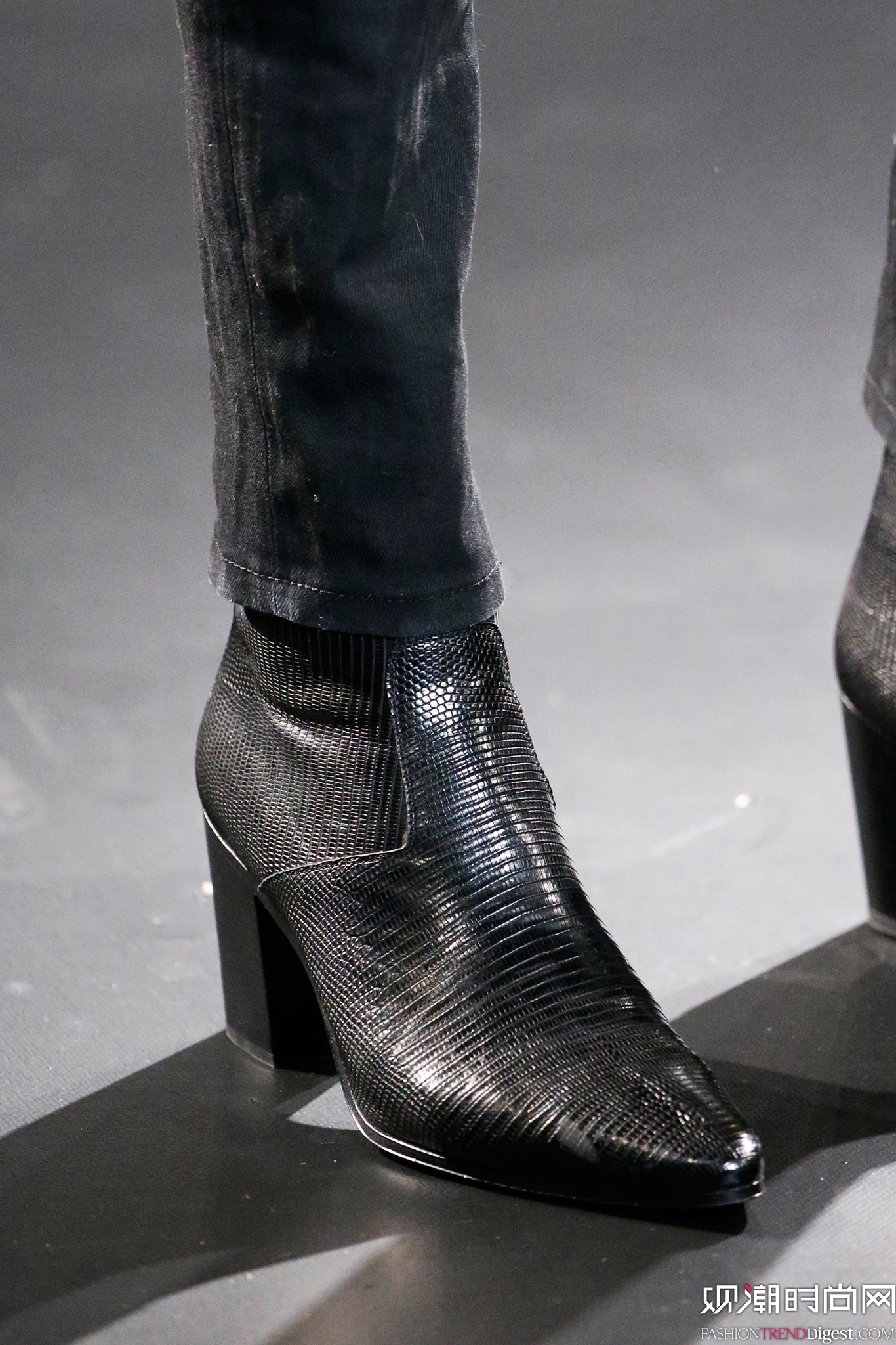 Saint Laurent 2015�ﶬ��װϵ���㳡����ͼƬ