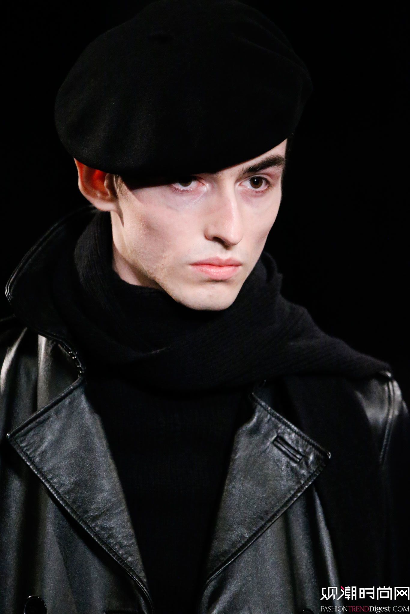 Saint Laurent 2015�ﶬ��װϵ���㳡����ͼƬ
