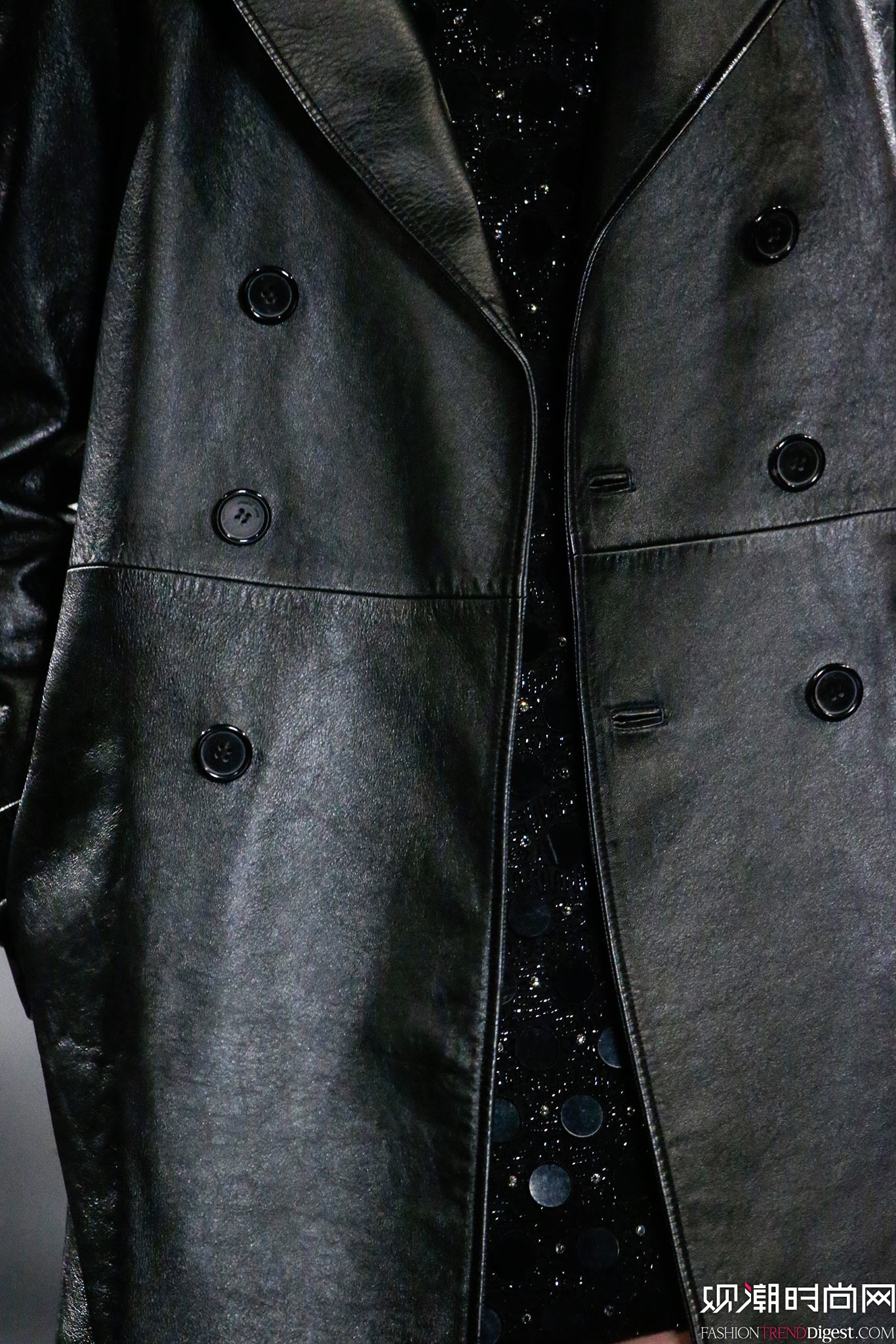 Saint Laurent 2015�ﶬ��װϵ���㳡����ͼƬ