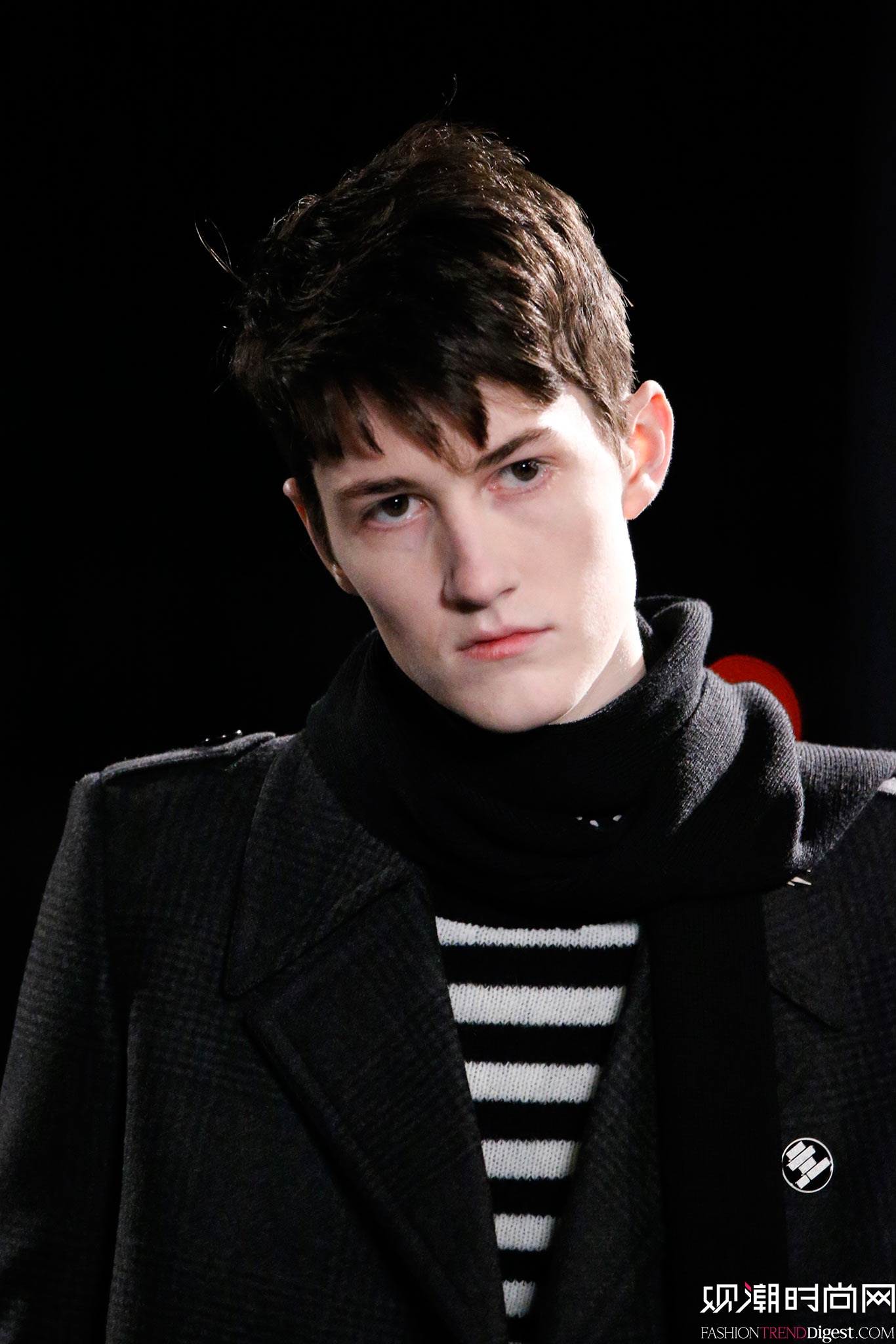 Saint Laurent 2015�ﶬ��װϵ���㳡����ͼƬ