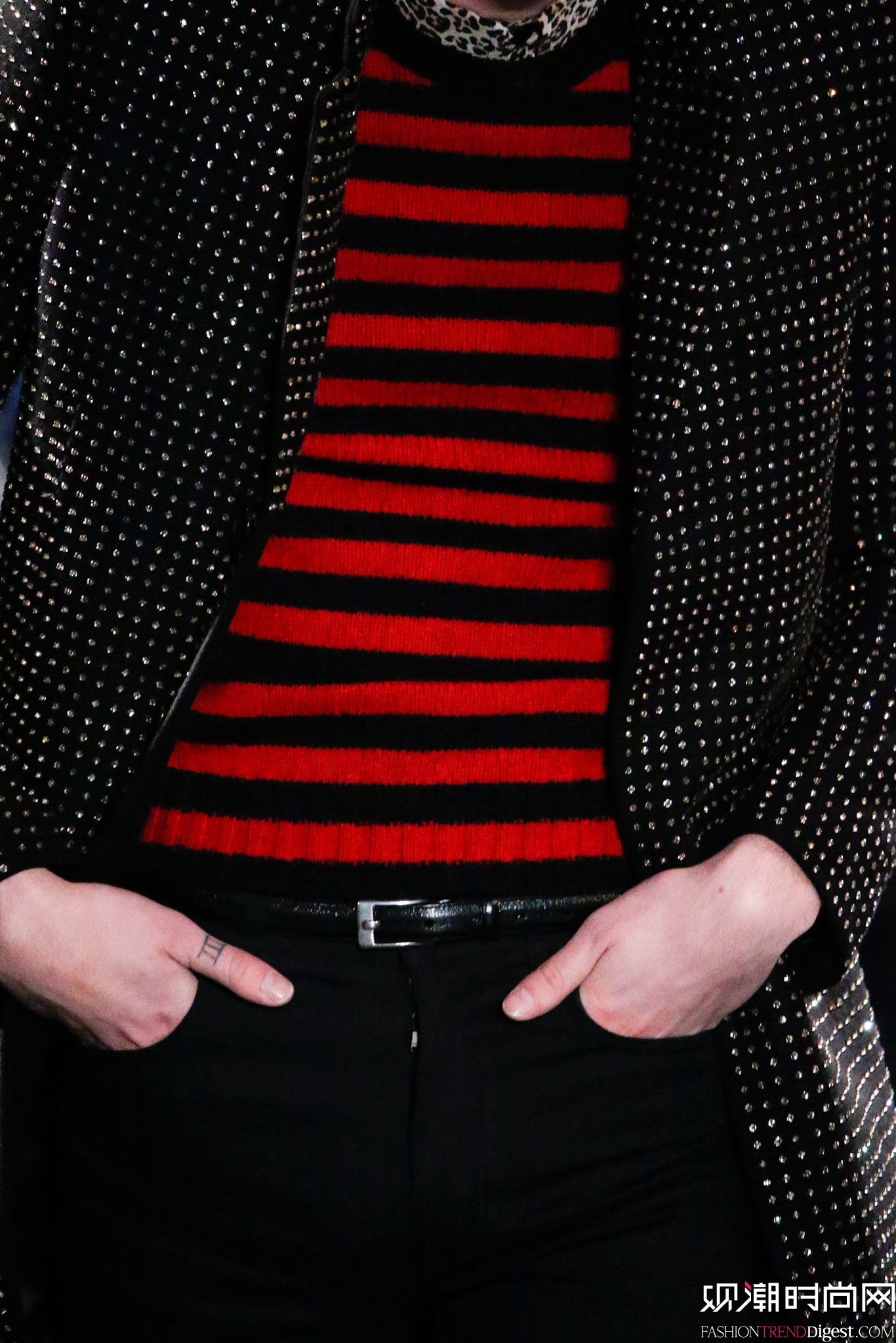 Saint Laurent 2015�ﶬ��װϵ���㳡����ͼƬ
