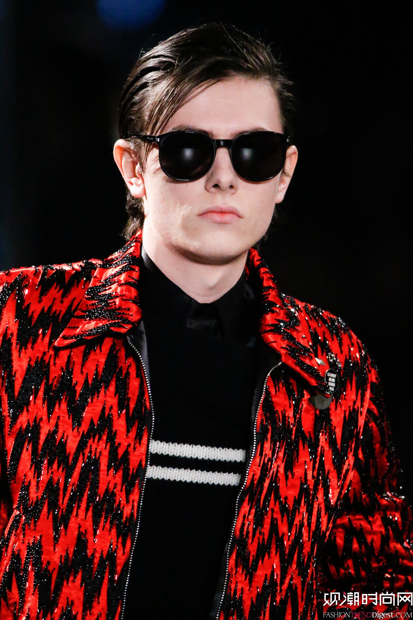 Saint Laurent 2015�ﶬ��װϵ���㳡����ͼƬ