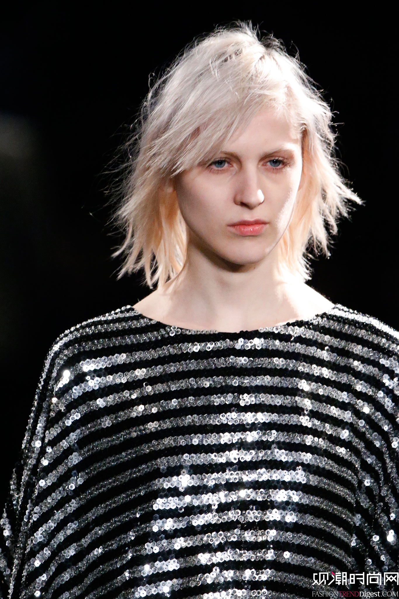 Saint Laurent 2015�ﶬ��װϵ���㳡����ͼƬ
